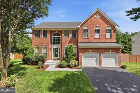 Photo of 143 Balch Springs Circle SE, LEESBURG, VA 20175 (MLS # VALO2135288)