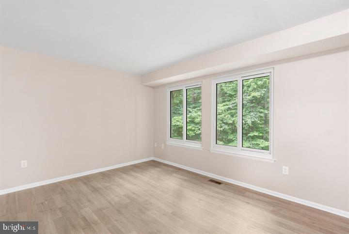 CROMWELL STATION - Residential