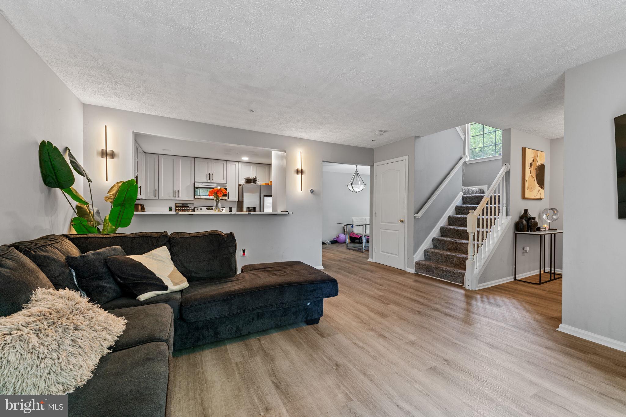 MARLBORO MEADOWS - Residential