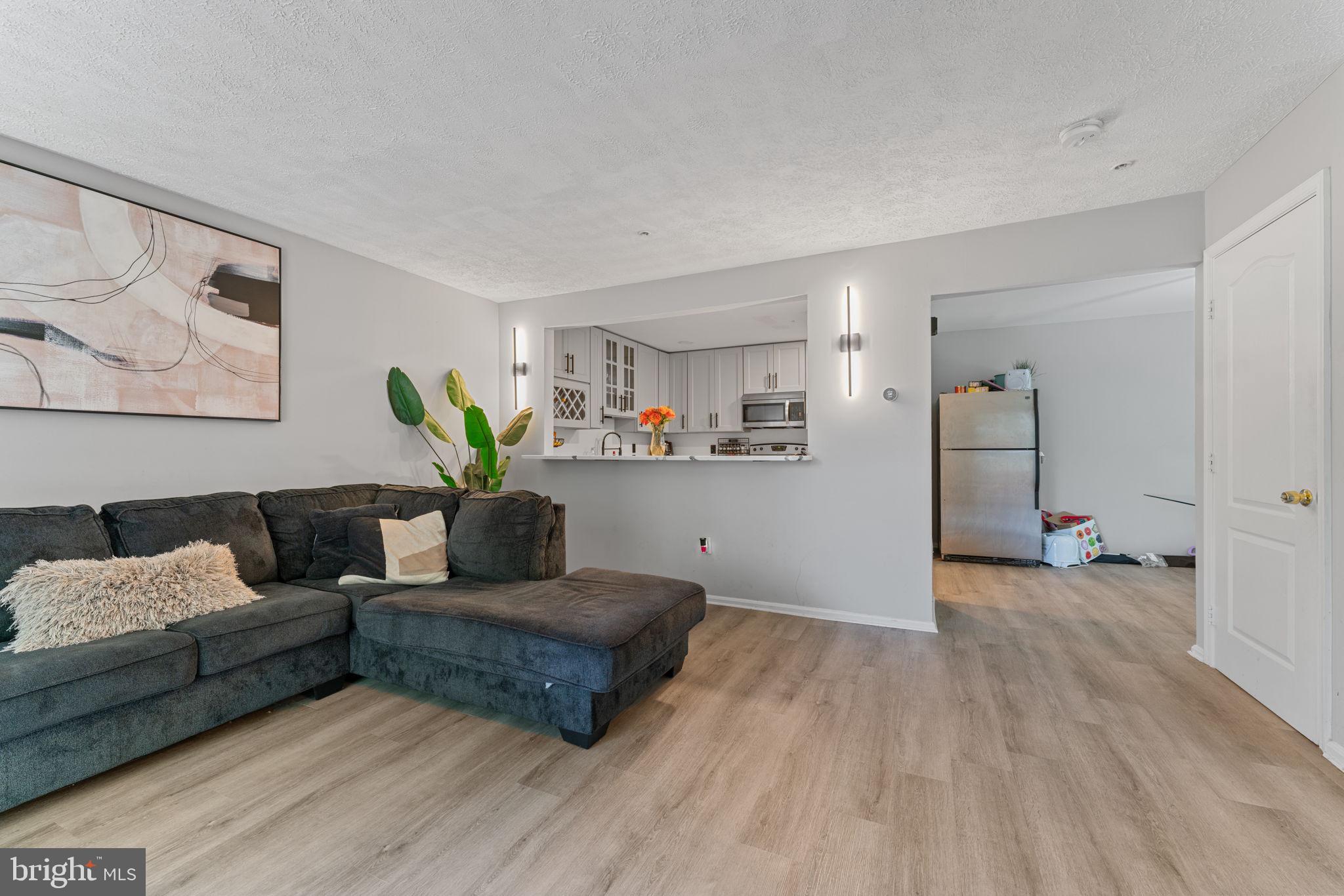 MARLBORO MEADOWS - Residential