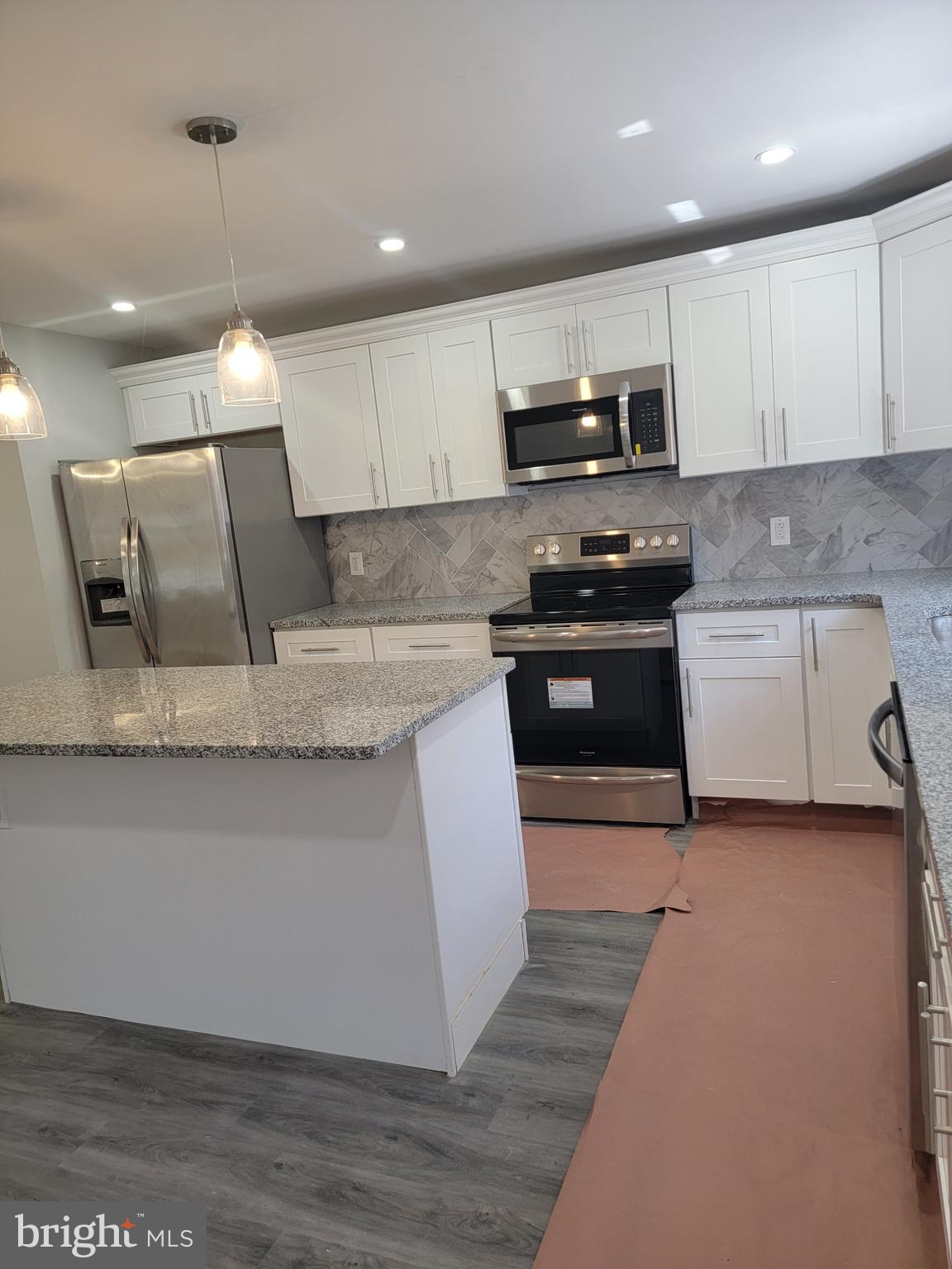 GERMANTOWN (WEST) - Residential