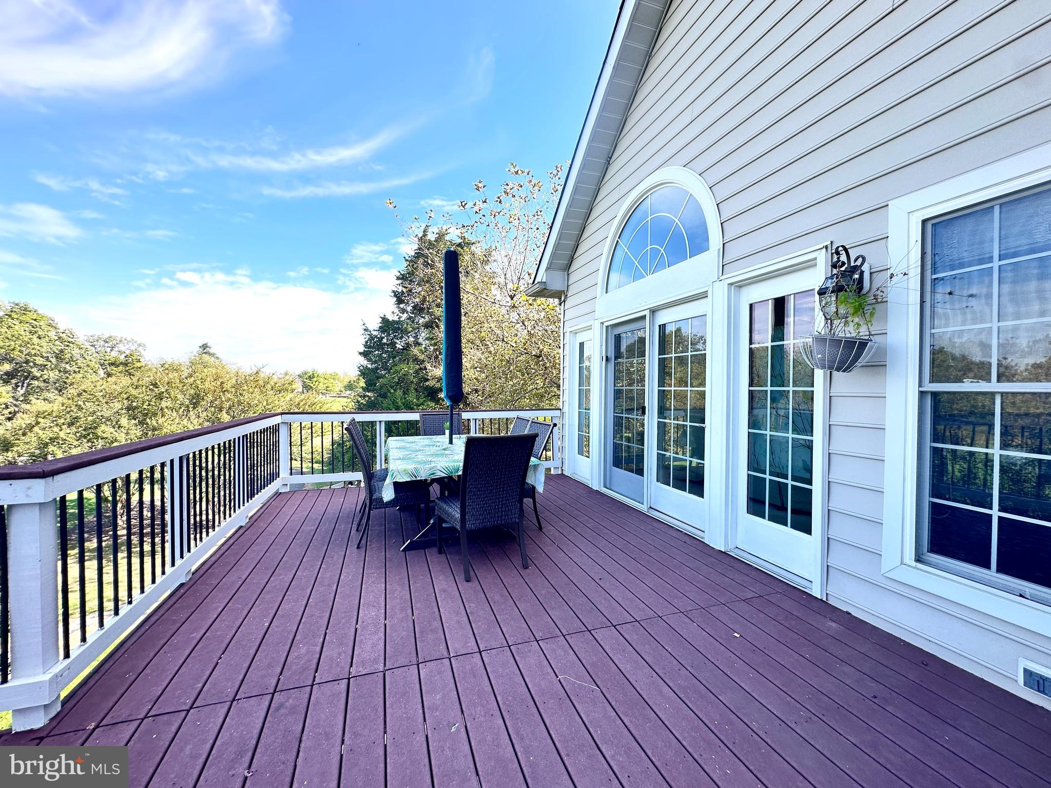 SOUTH RIDING - Residential Lease