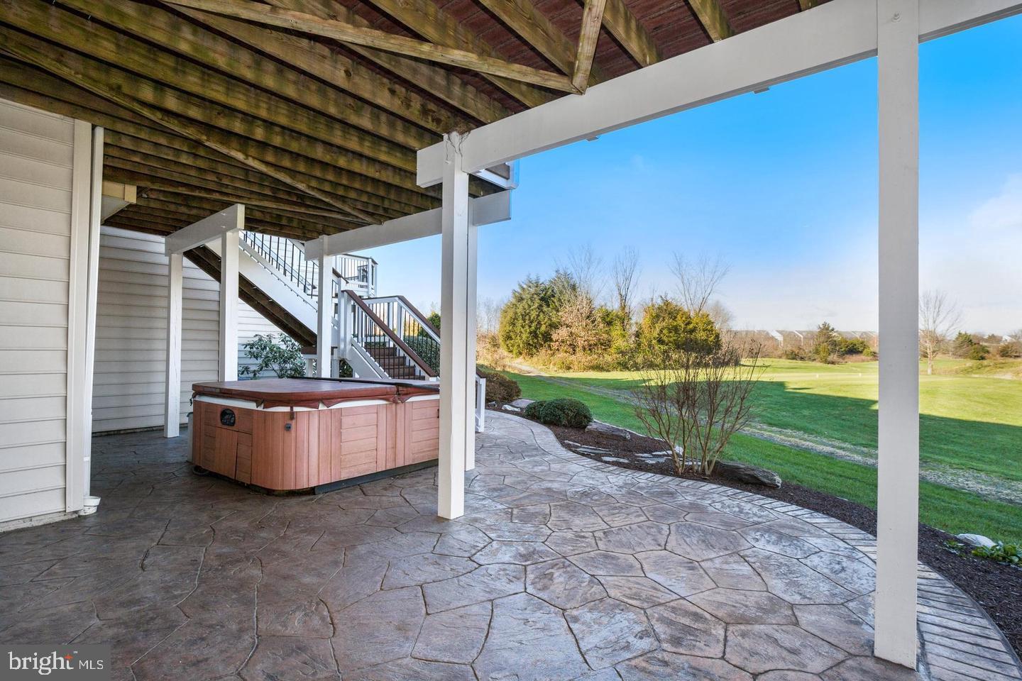 SOUTH RIDING - Residential Lease