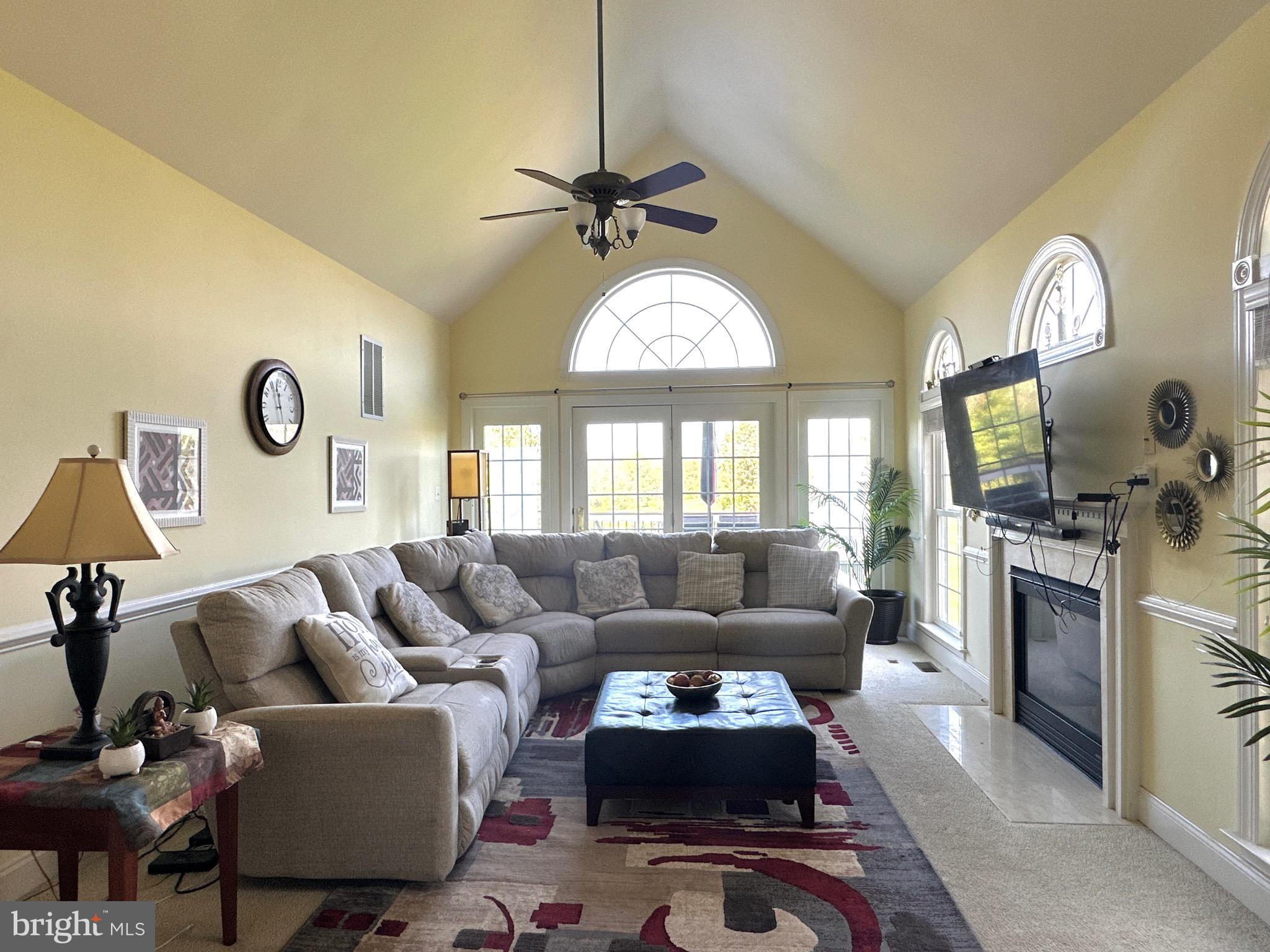 SOUTH RIDING - Residential Lease