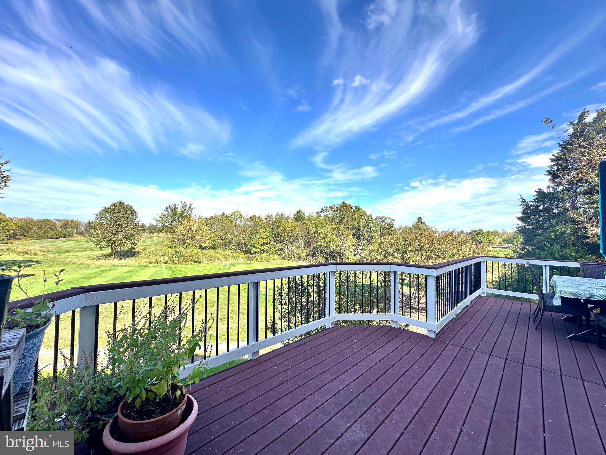 SOUTH RIDING - Residential Lease