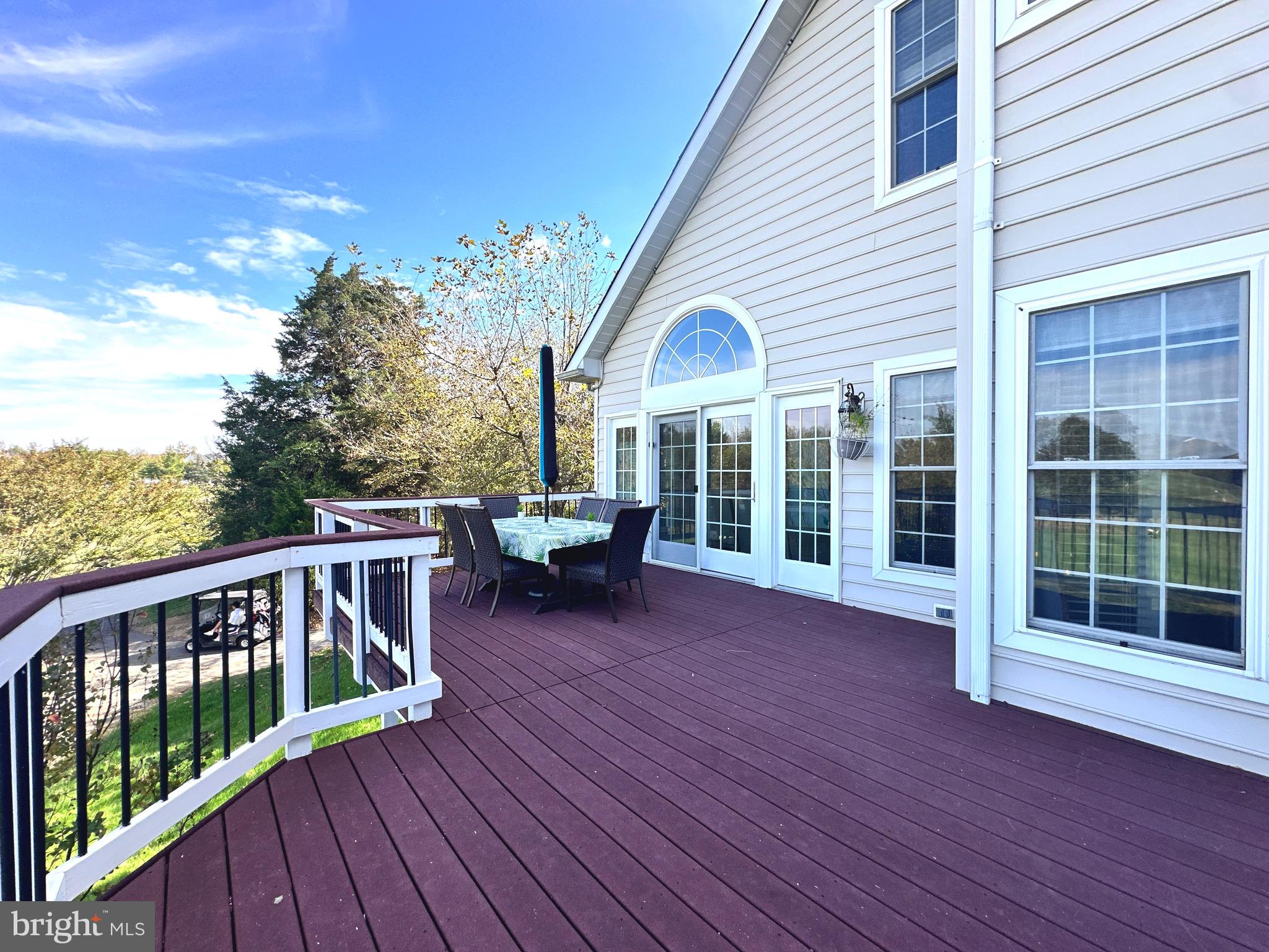 SOUTH RIDING - Residential Lease