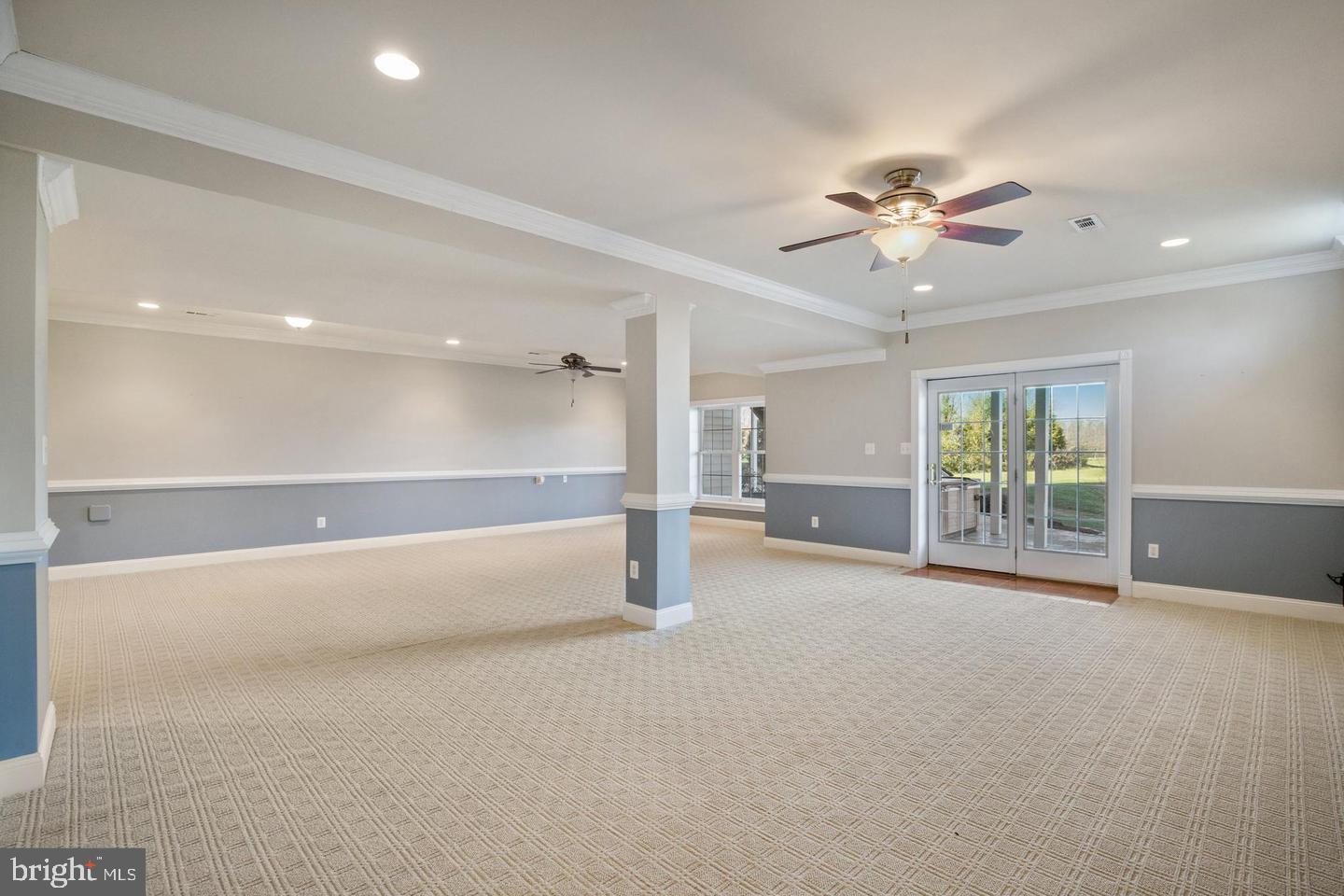 SOUTH RIDING - Residential Lease