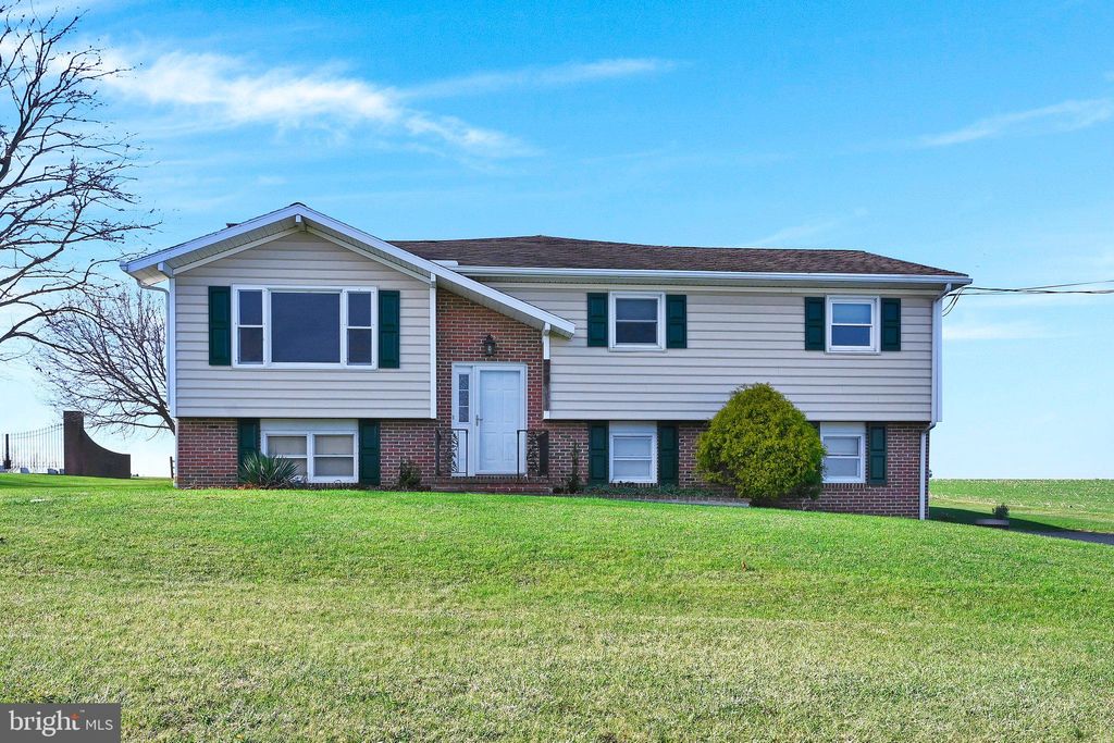 Photo of 20 Bomberger Road, Lititz, PA 17543 (MLS # PALA2044756)