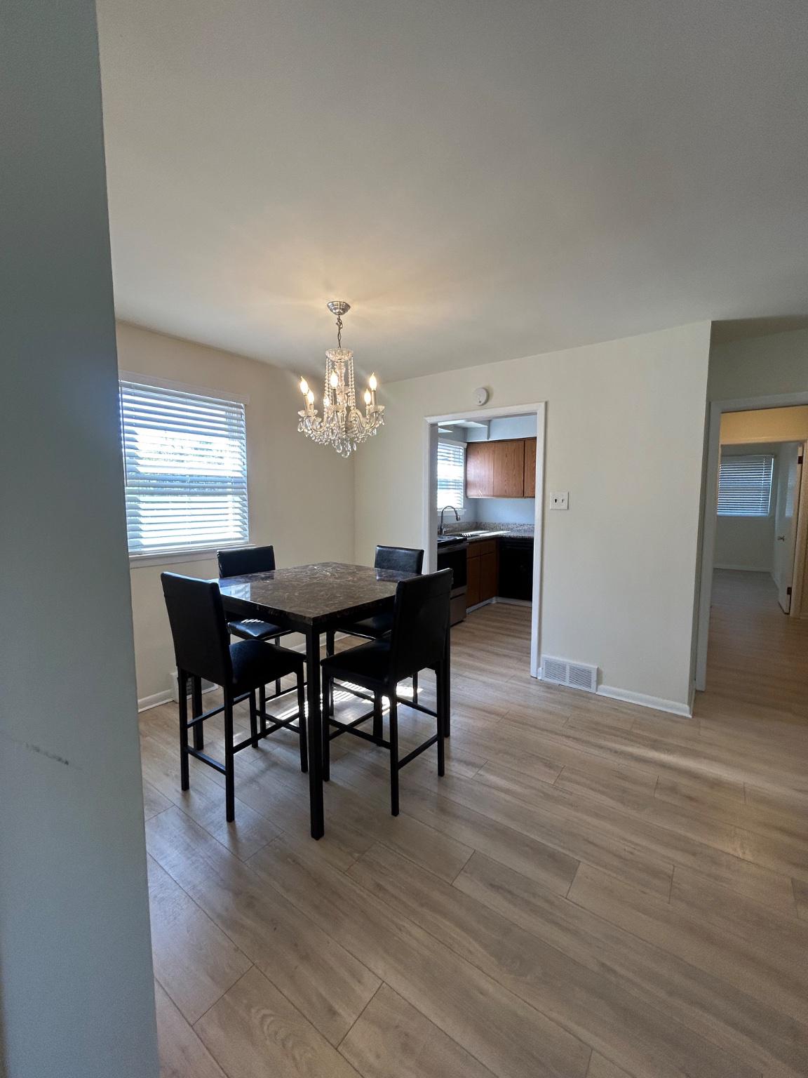 523 DONNA CIRCLE A (1ST FLOOR)