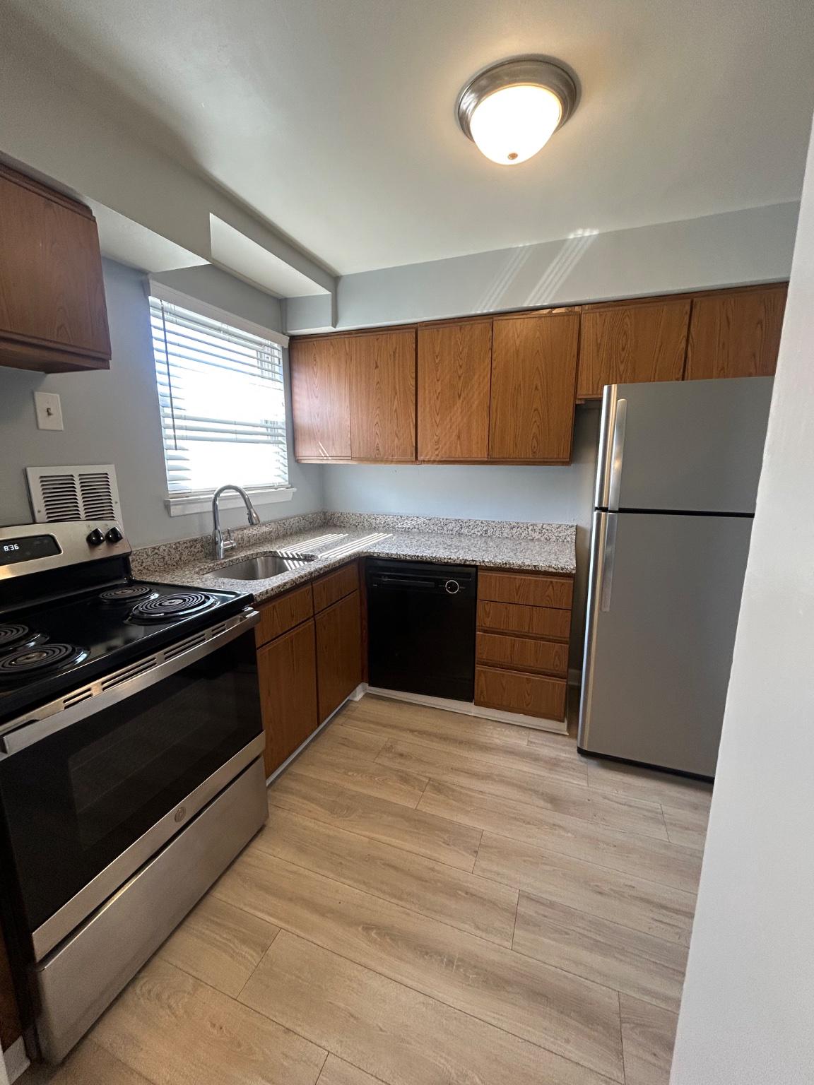 523 DONNA CIRCLE A (1ST FLOOR)