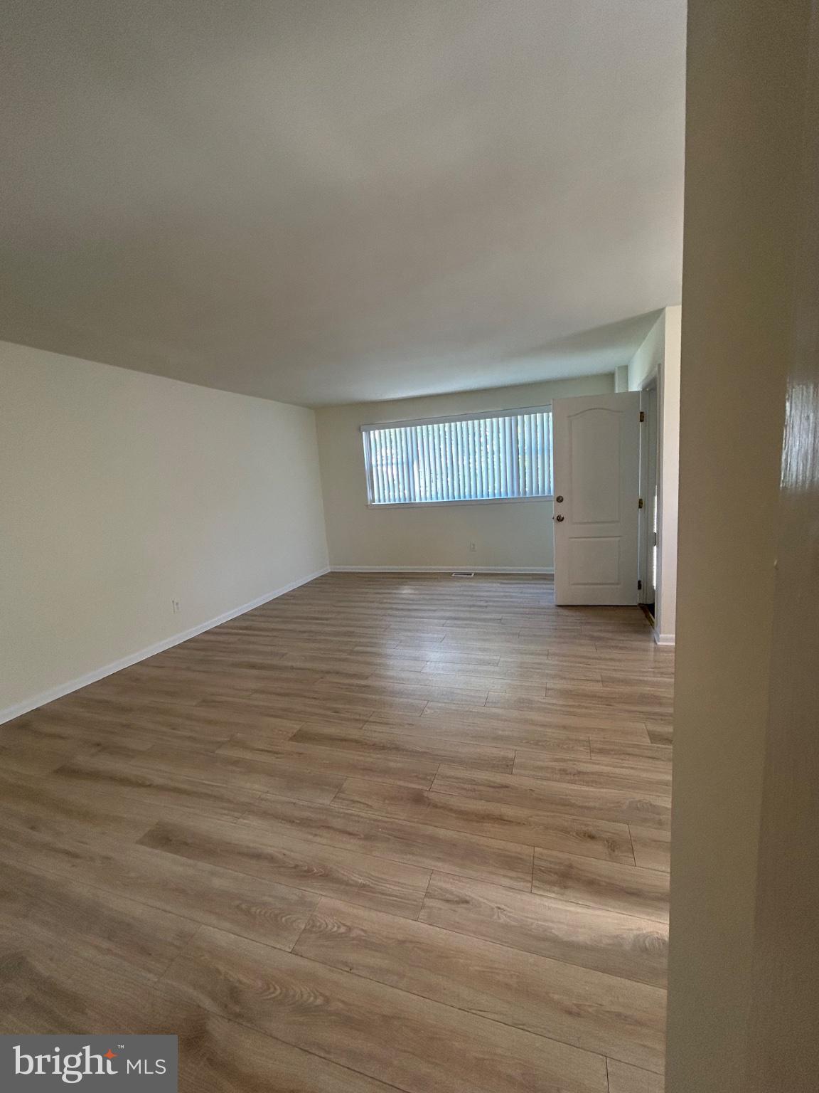 523 DONNA CIRCLE A (1ST FLOOR)