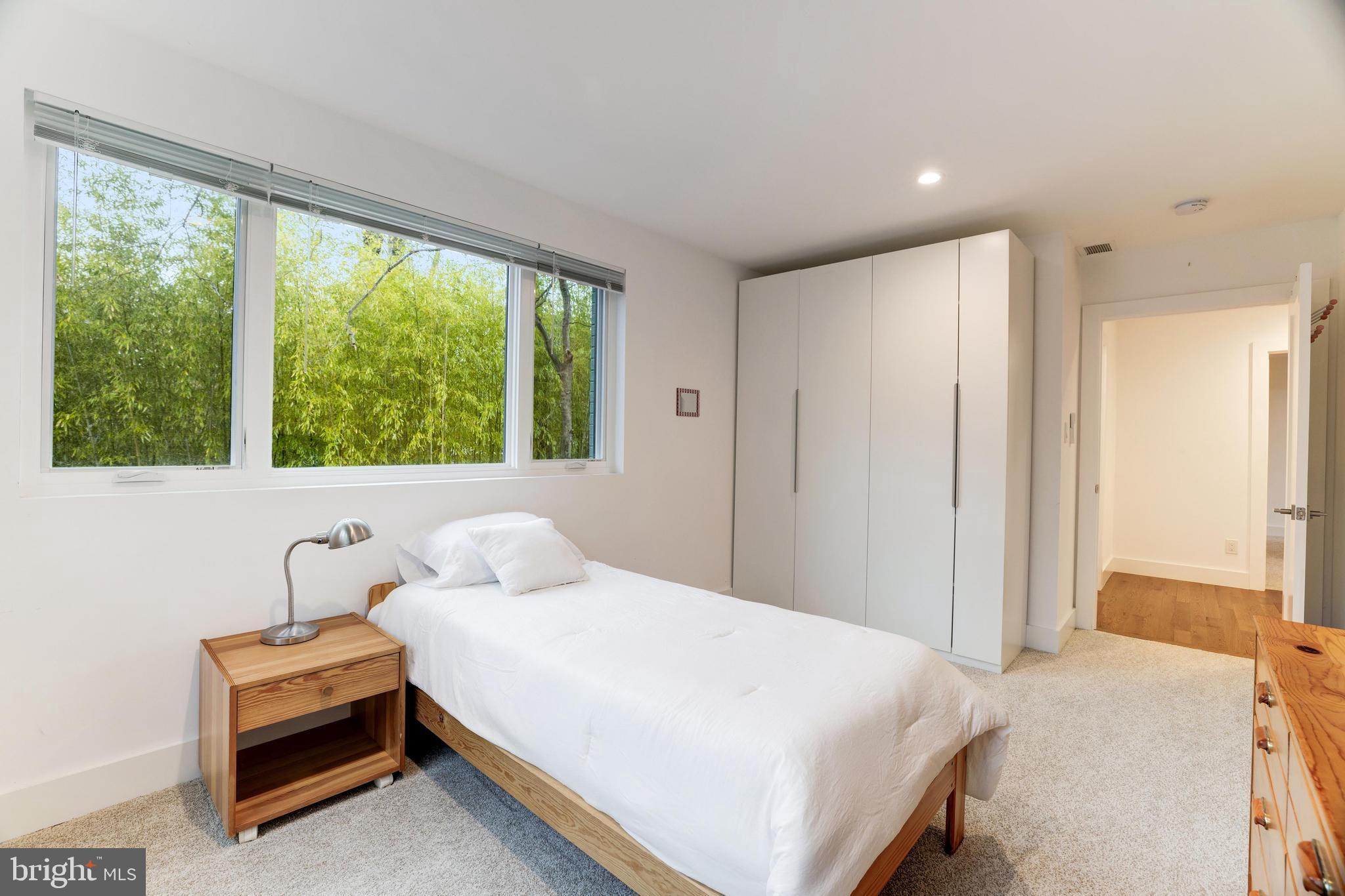 LUXMANOR - Residential