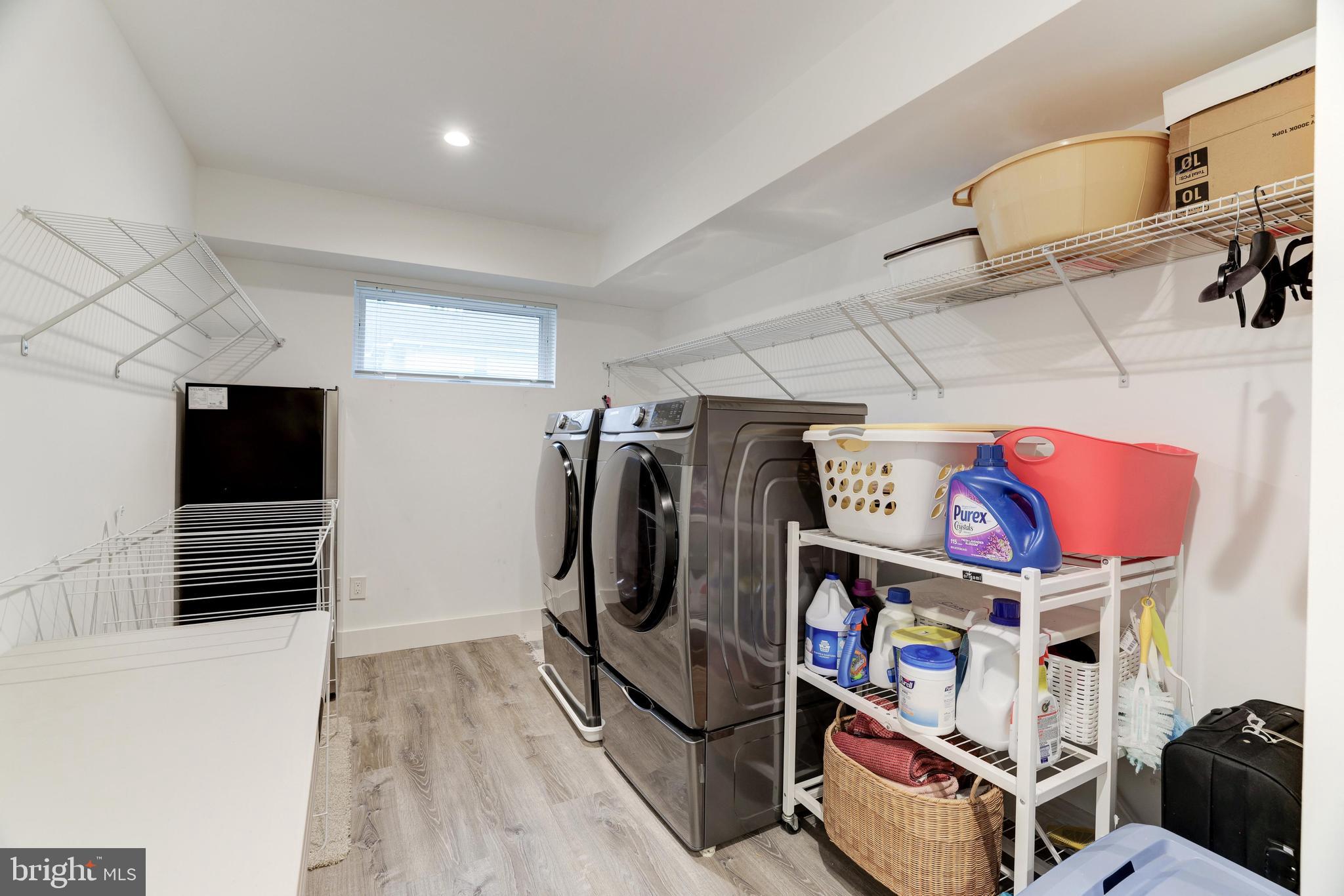 LUXMANOR - Residential