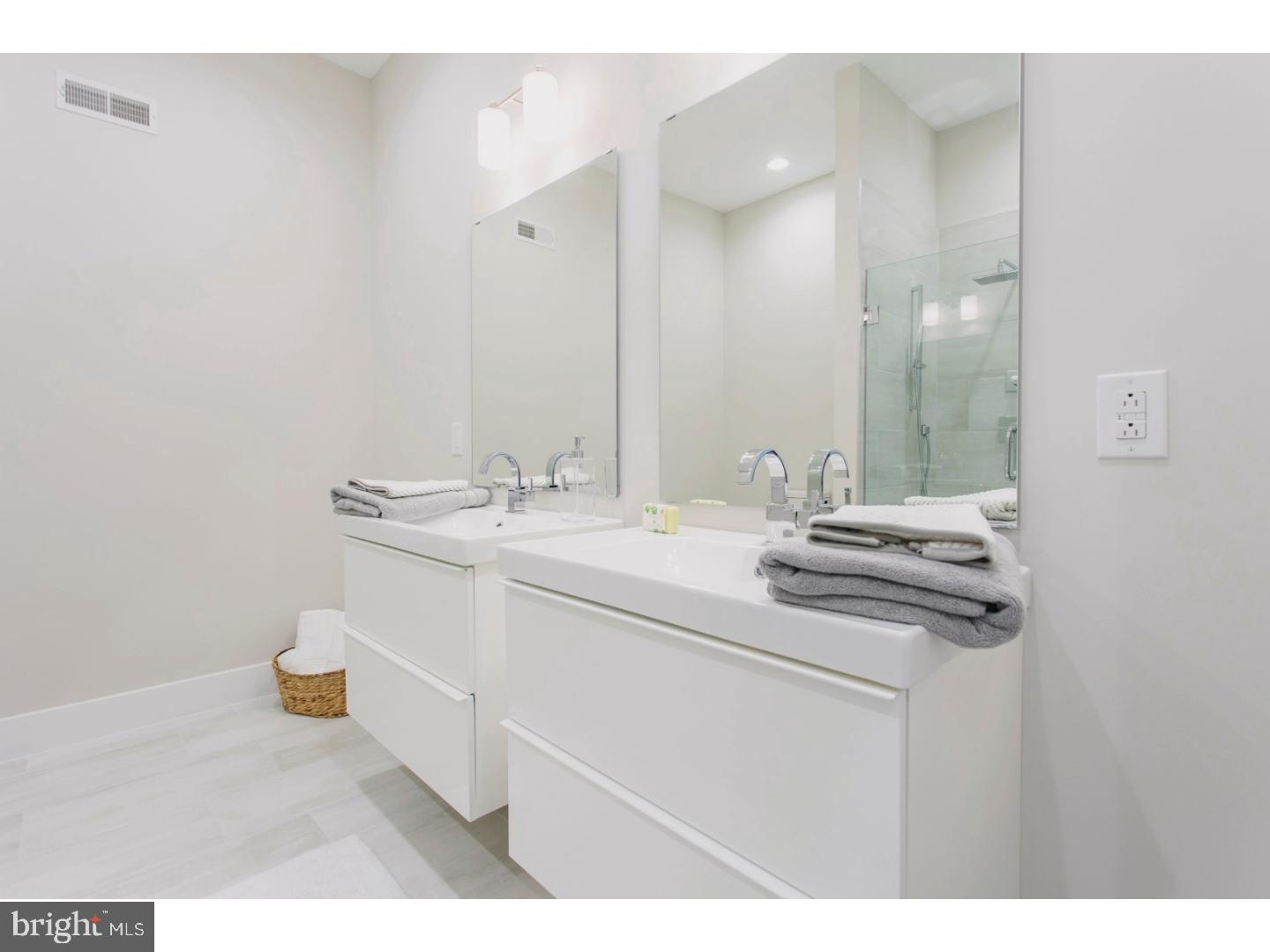 MANAYUNK - Residential