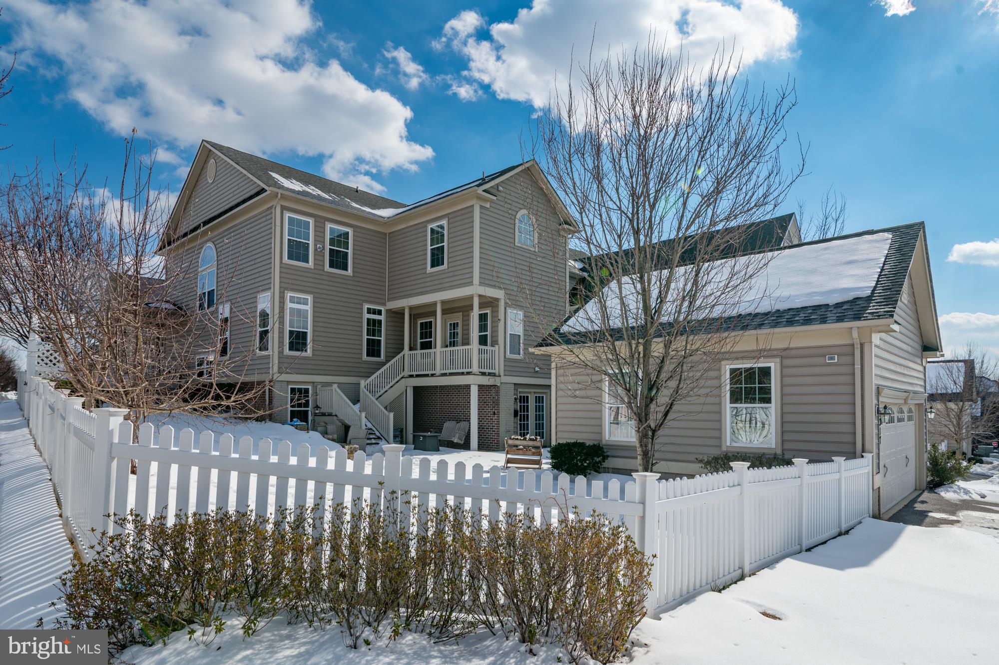 BRUNSWICK CROSSING - Residential