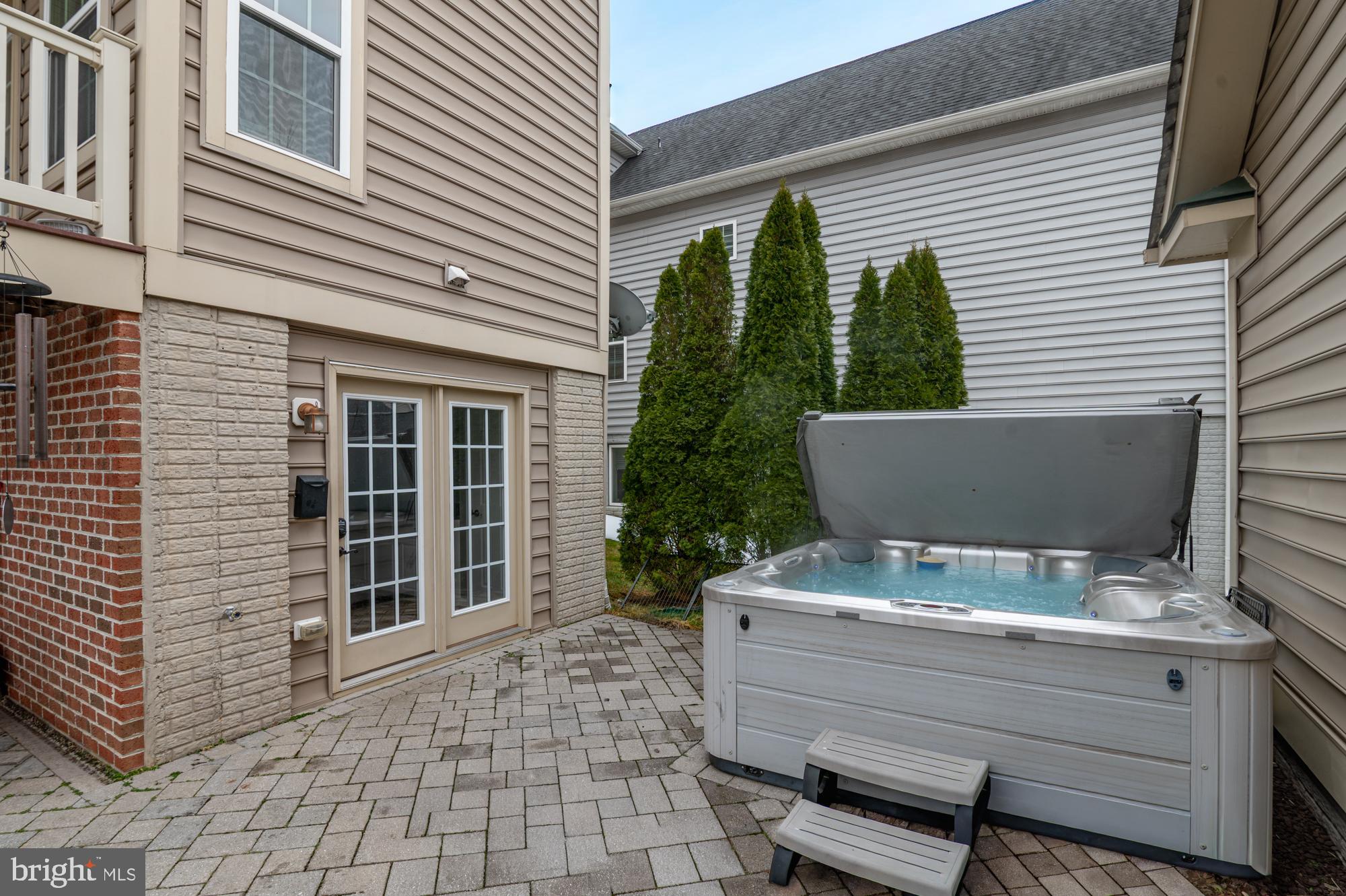 BRUNSWICK CROSSING - Residential