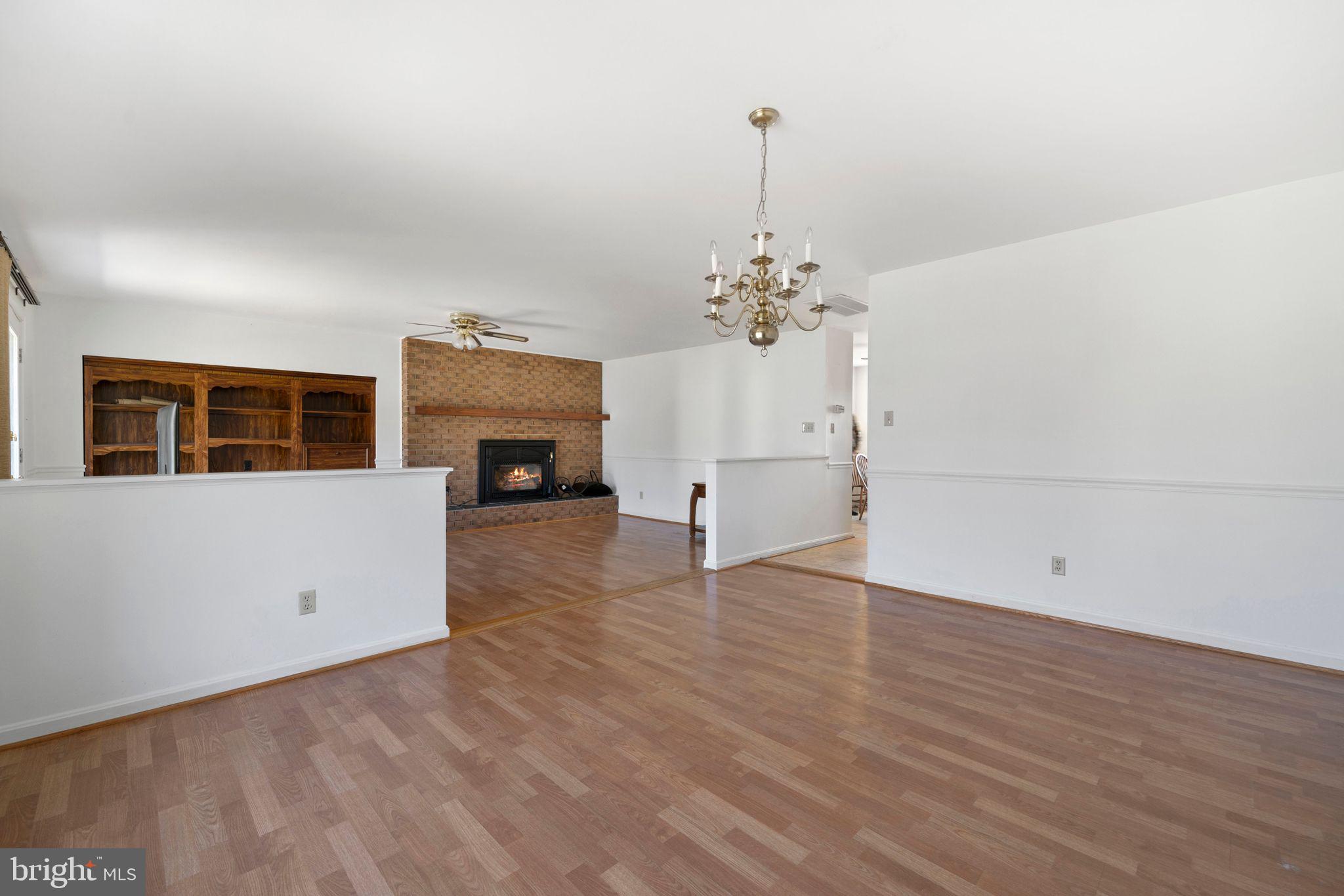 HELEN FARMETTES - Residential