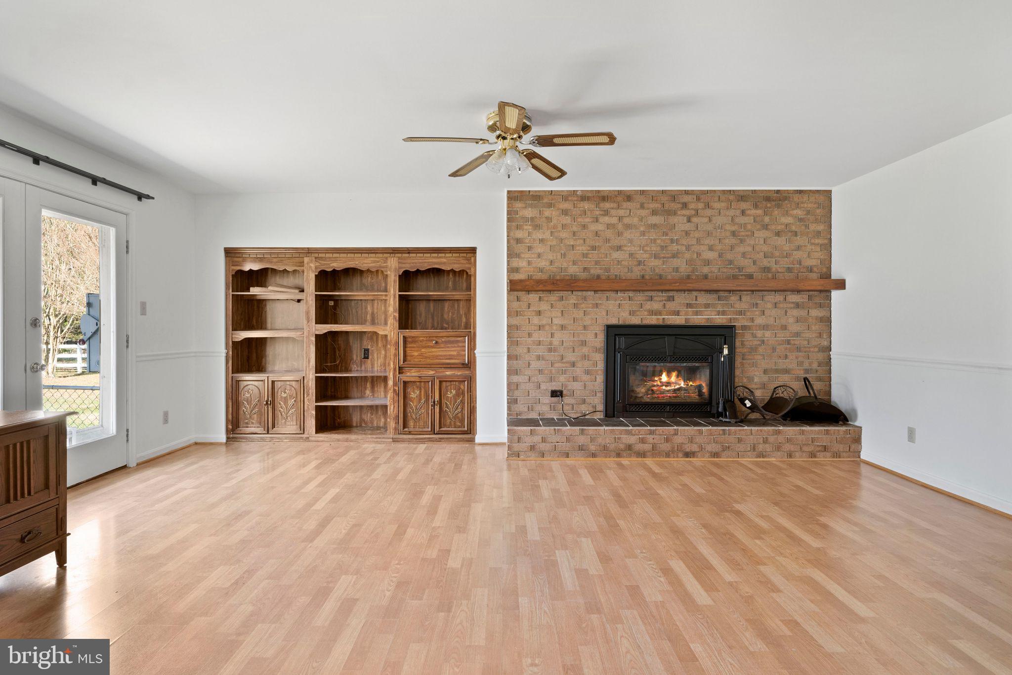 HELEN FARMETTES - Residential