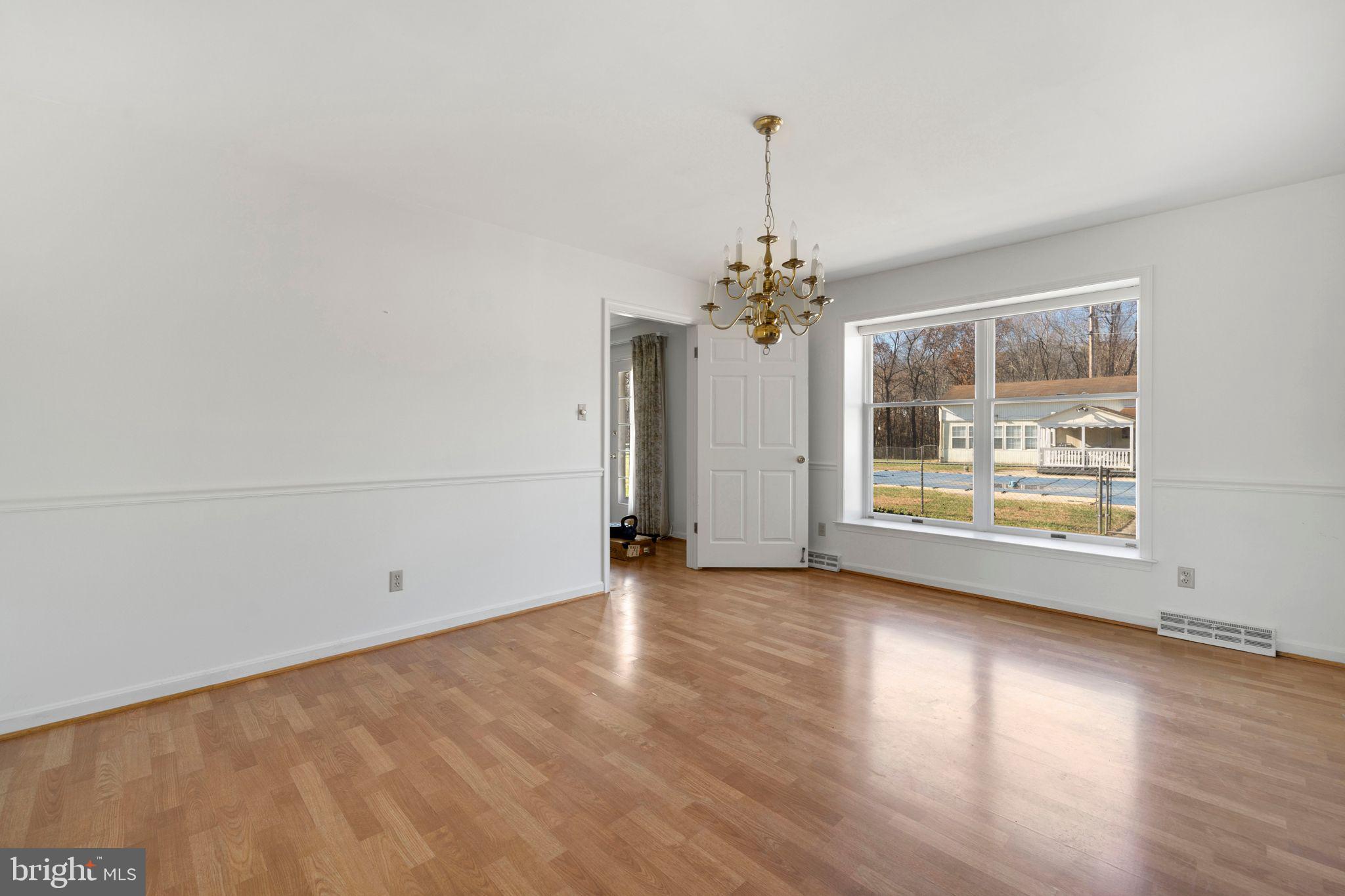 HELEN FARMETTES - Residential