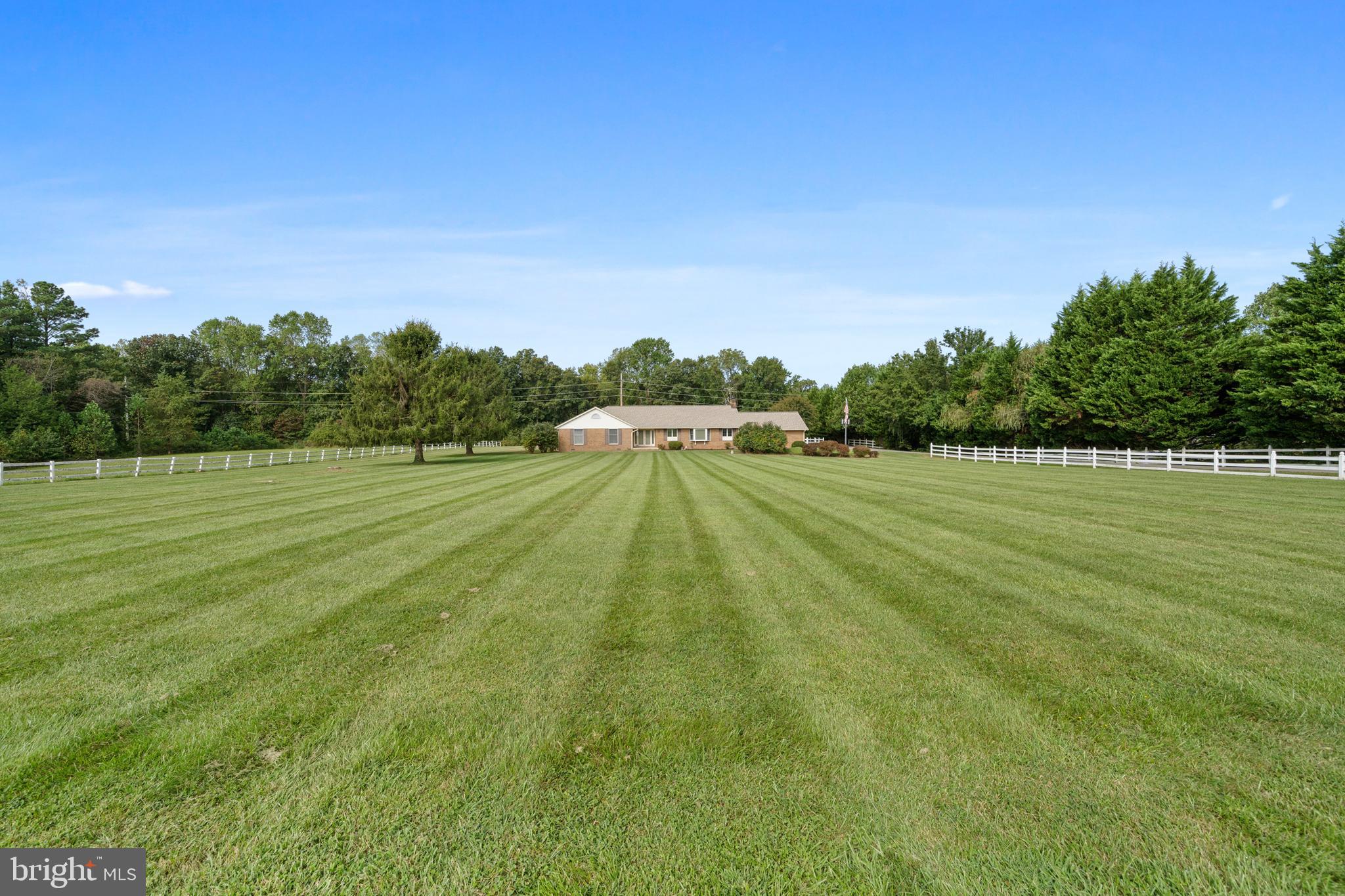 HELEN FARMETTES - Residential