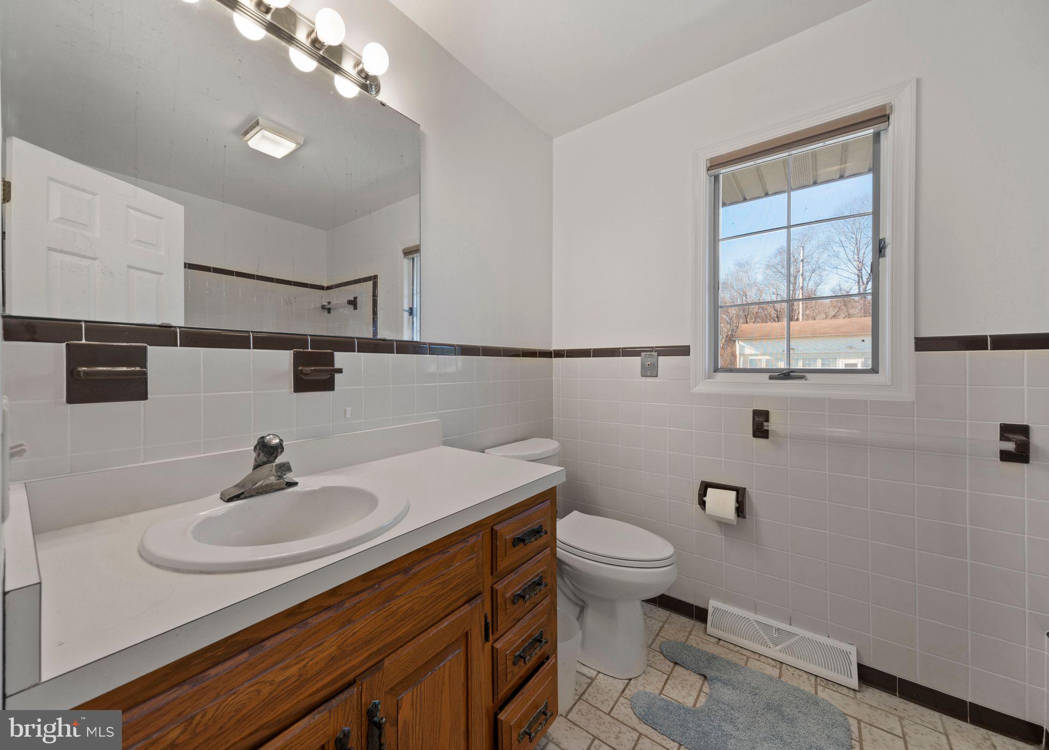 HELEN FARMETTES - Residential