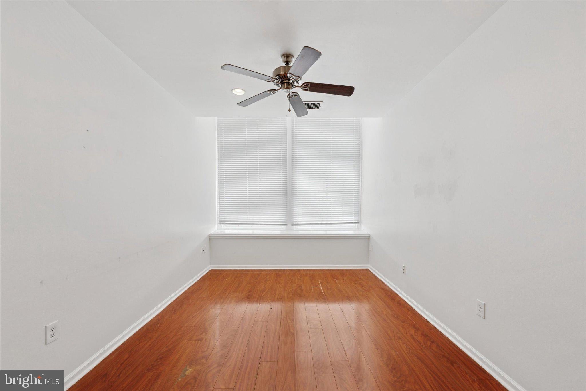 1050 E MONTGOMERY AVENUE 307