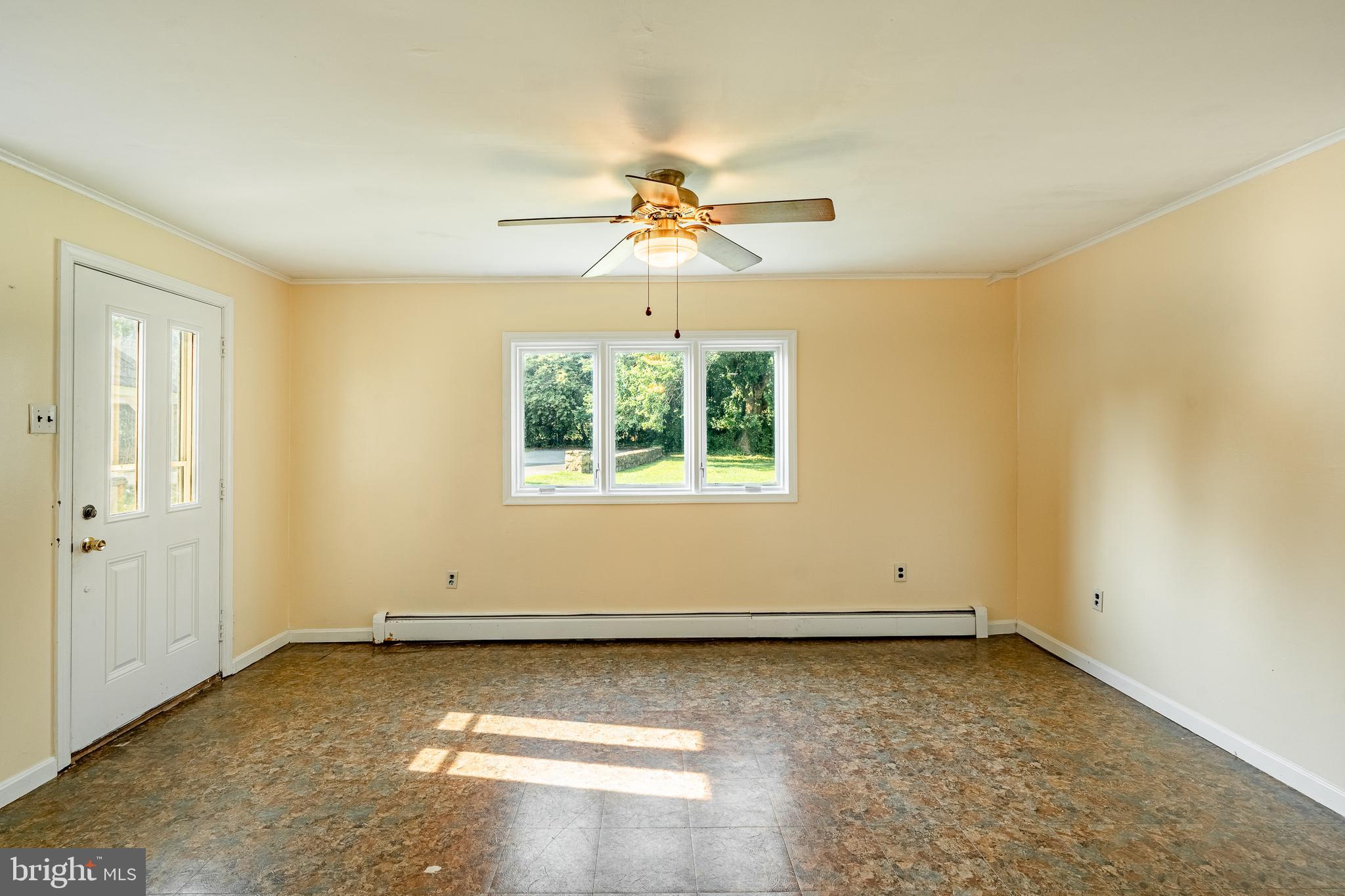 PLYMOUTH VALLEY - Residential