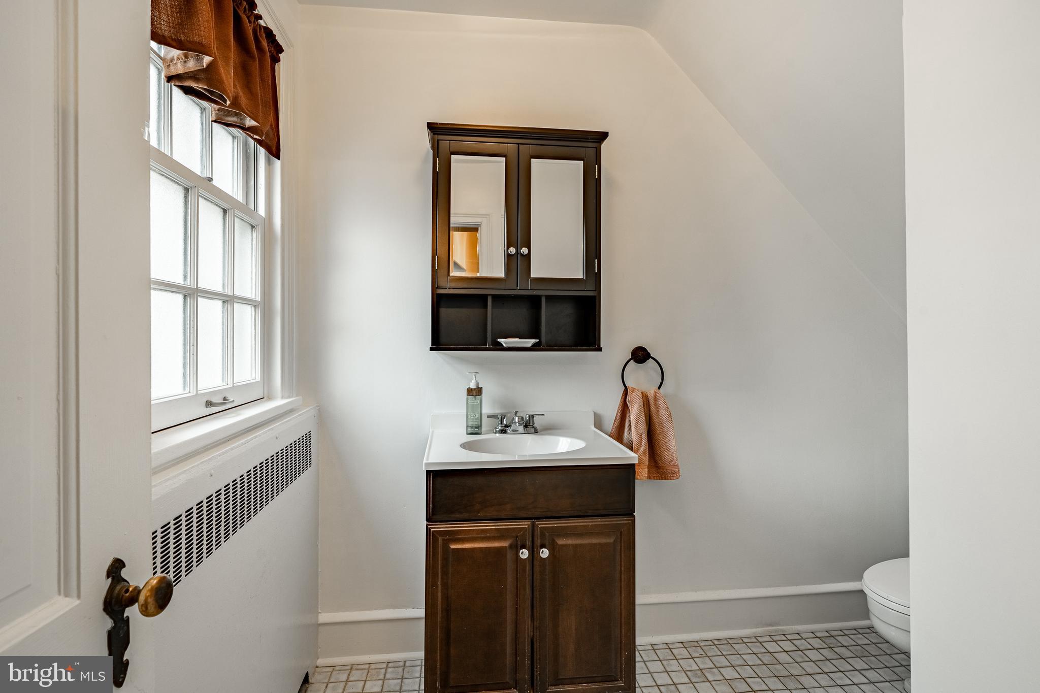 PLYMOUTH VALLEY - Residential