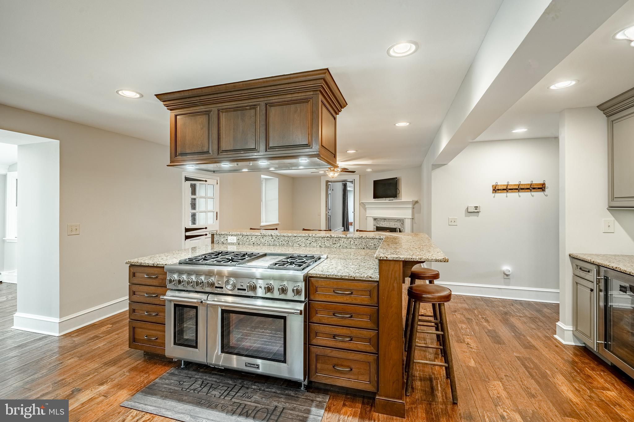 PLYMOUTH VALLEY - Residential