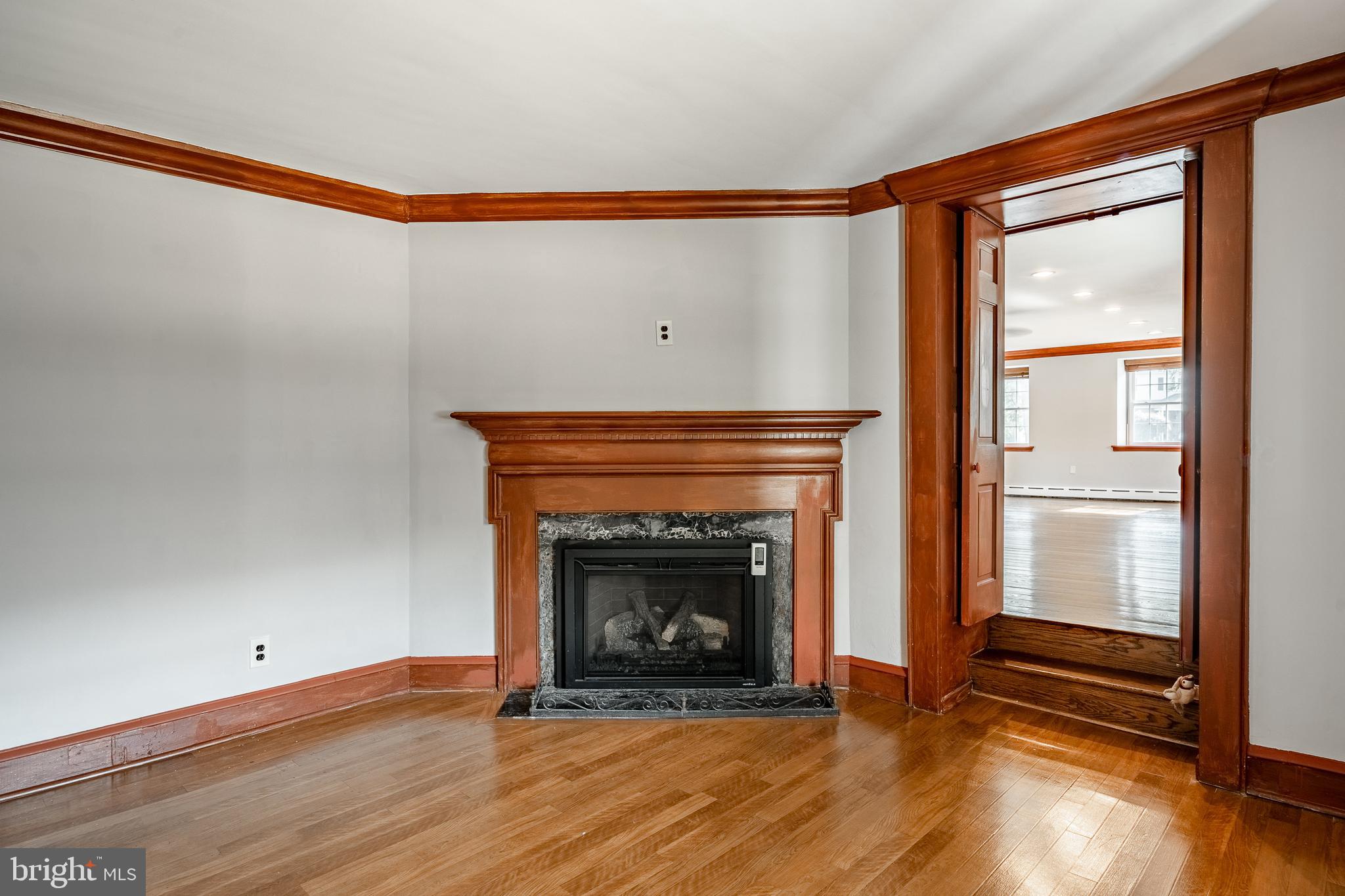 PLYMOUTH VALLEY - Residential