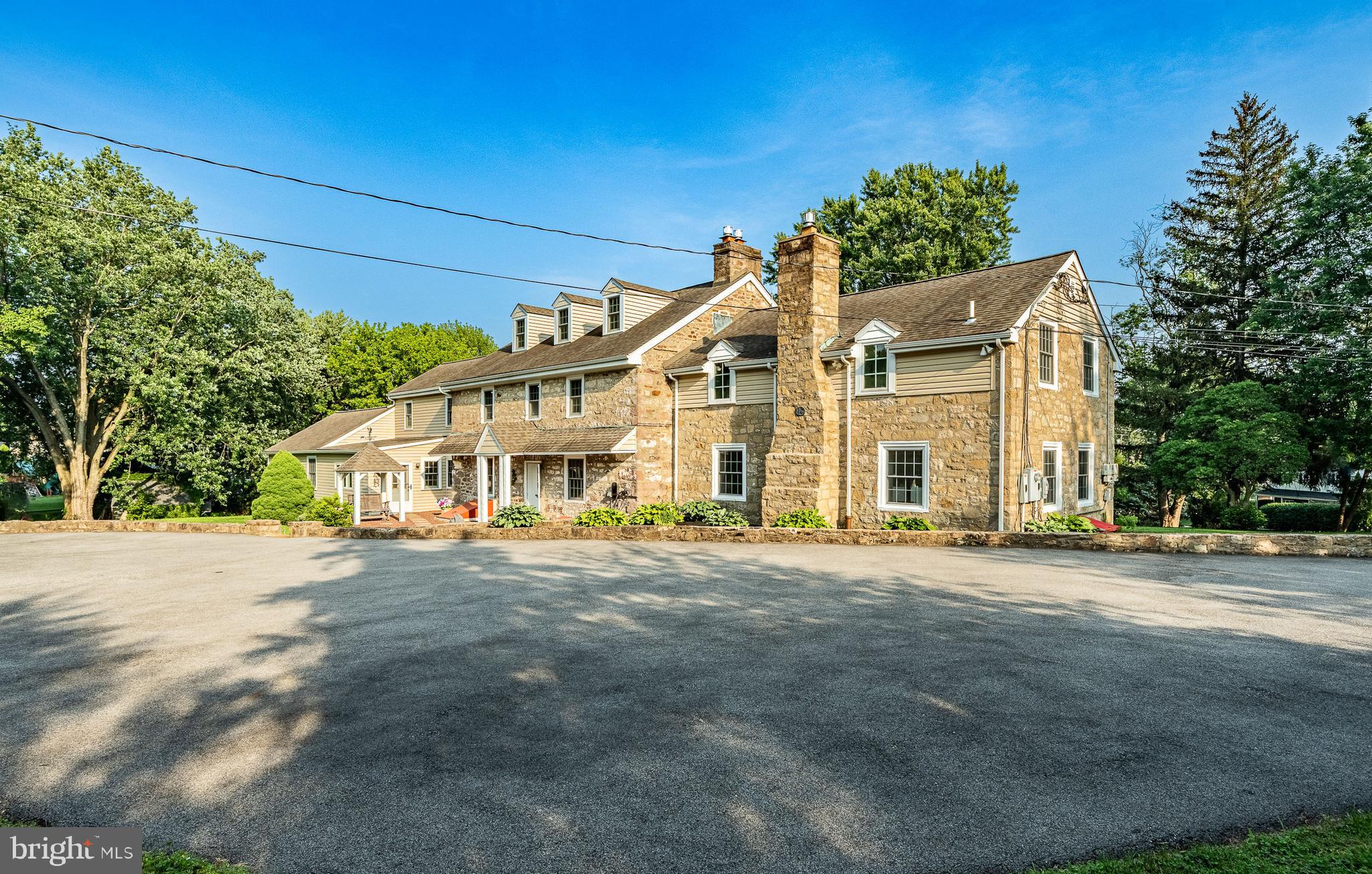 PLYMOUTH VALLEY - Residential