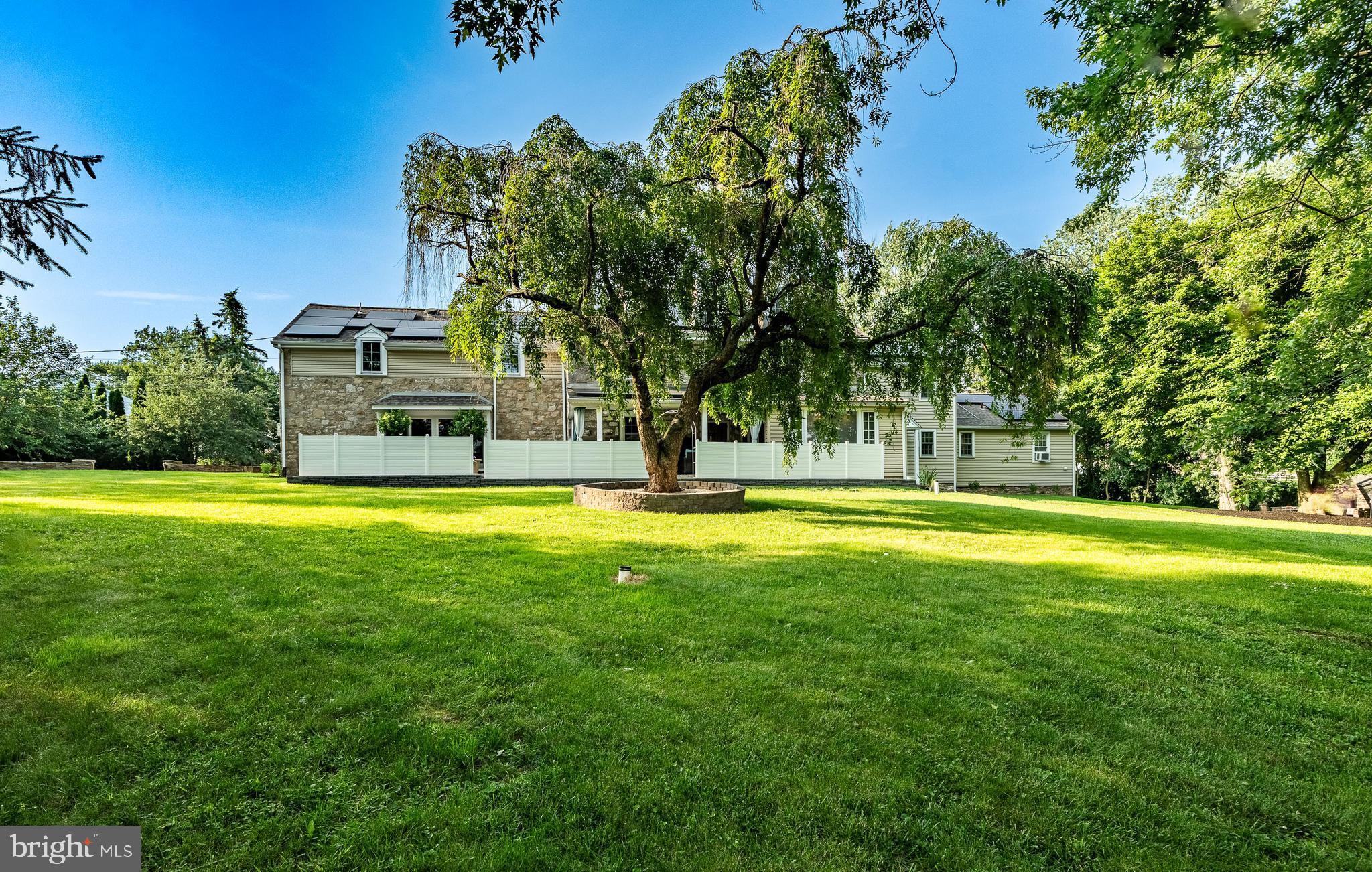 PLYMOUTH VALLEY - Residential