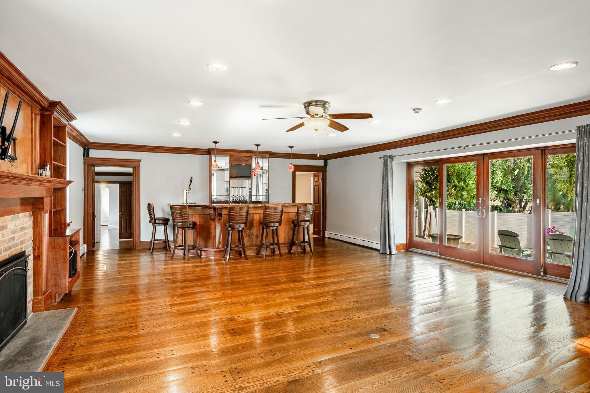 PLYMOUTH VALLEY - Residential