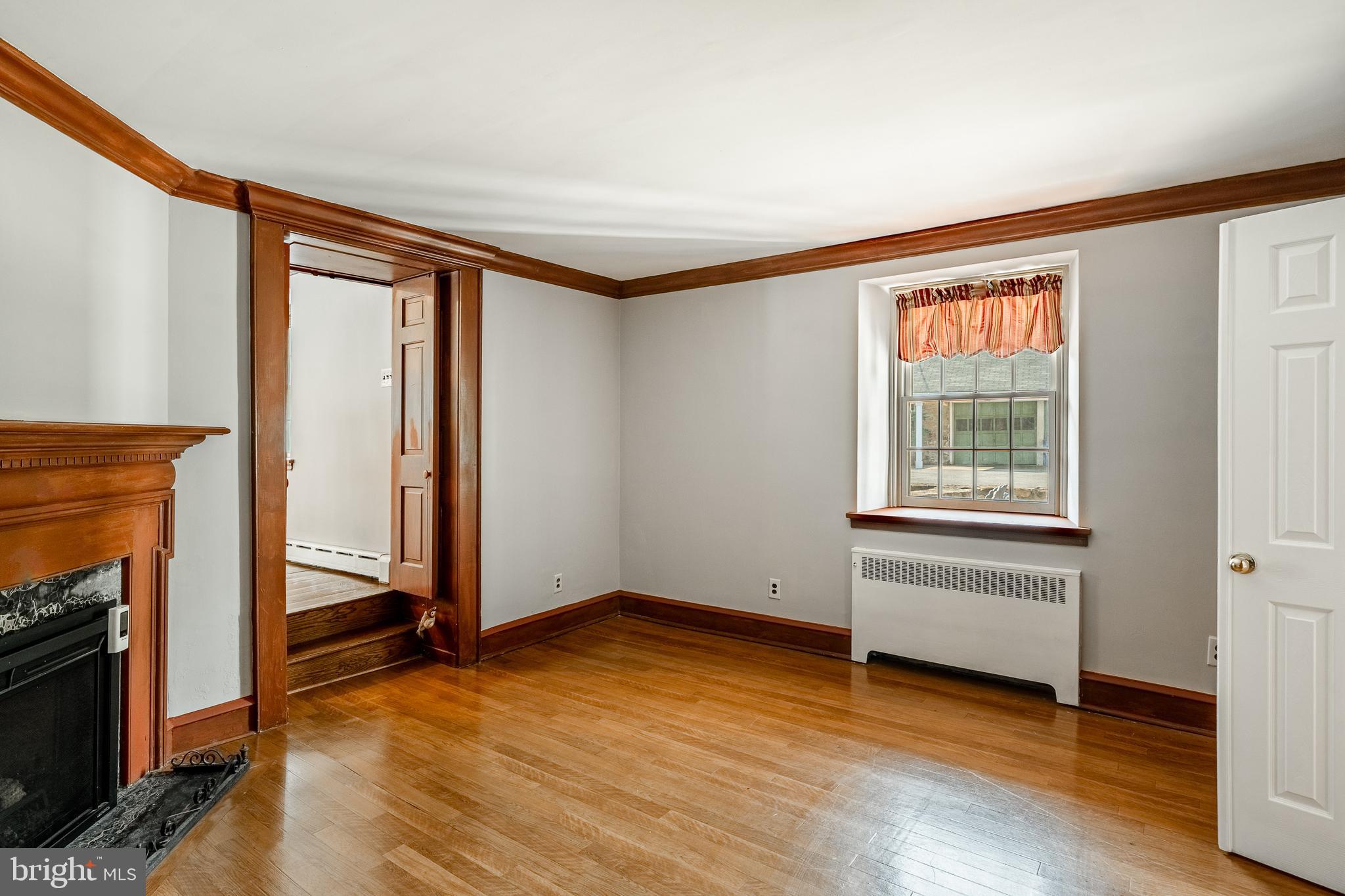 PLYMOUTH VALLEY - Residential