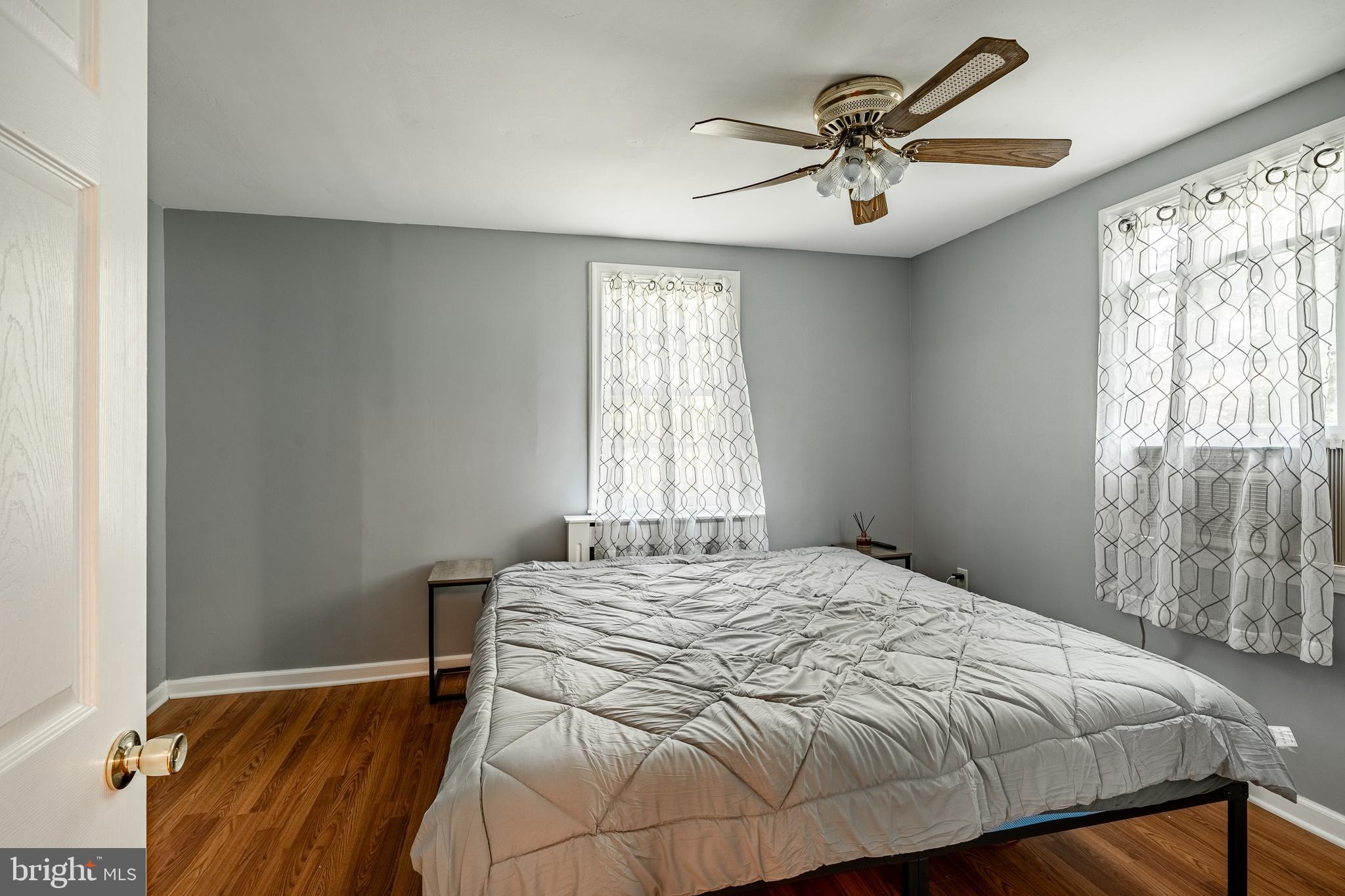 PLYMOUTH VALLEY - Residential