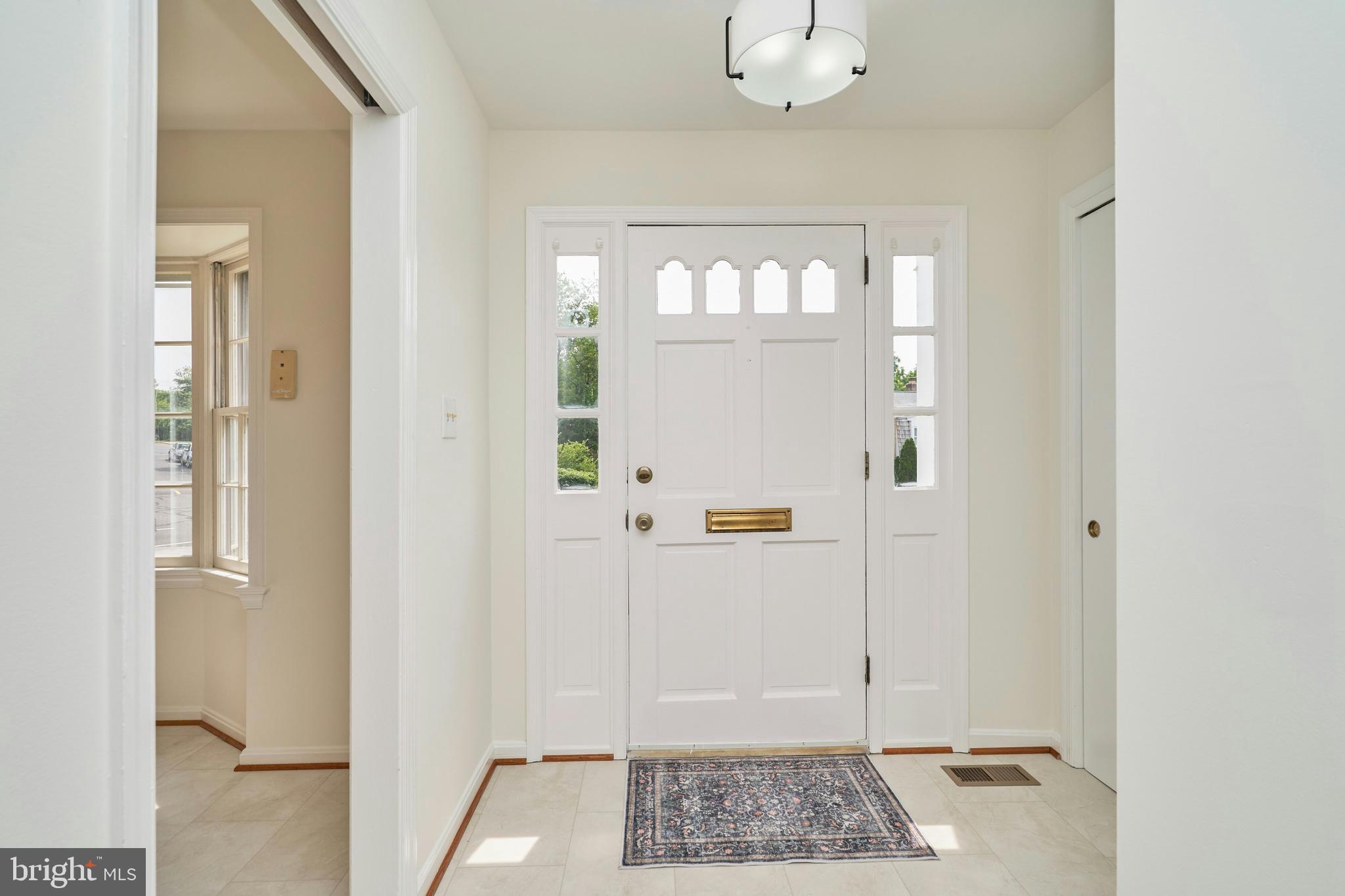 4622 LINMAR COURT