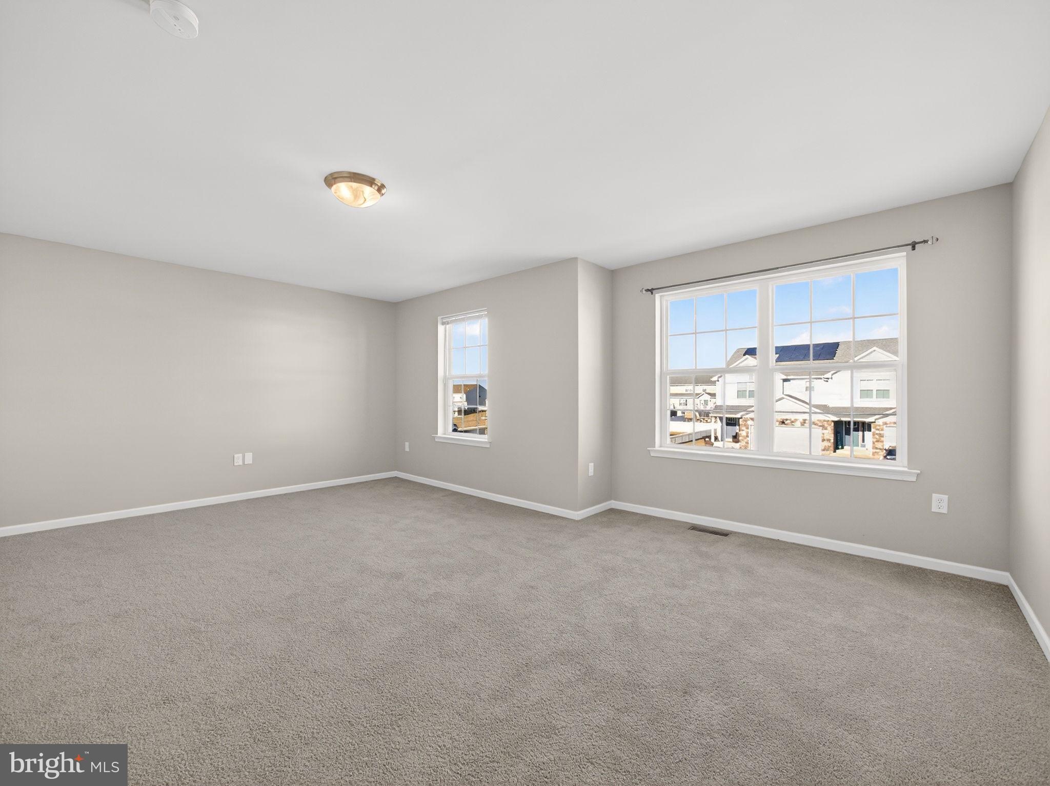 MCINTOSH FARMS - Residential