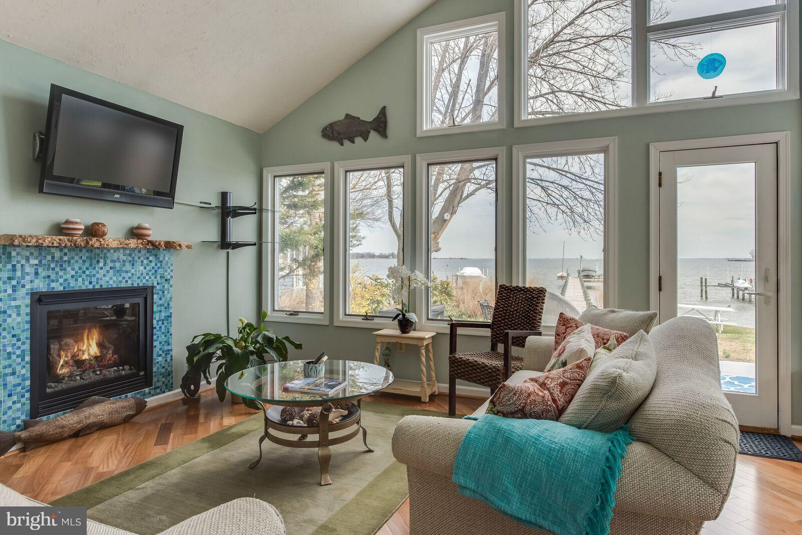 SHORE ACRES - Residential