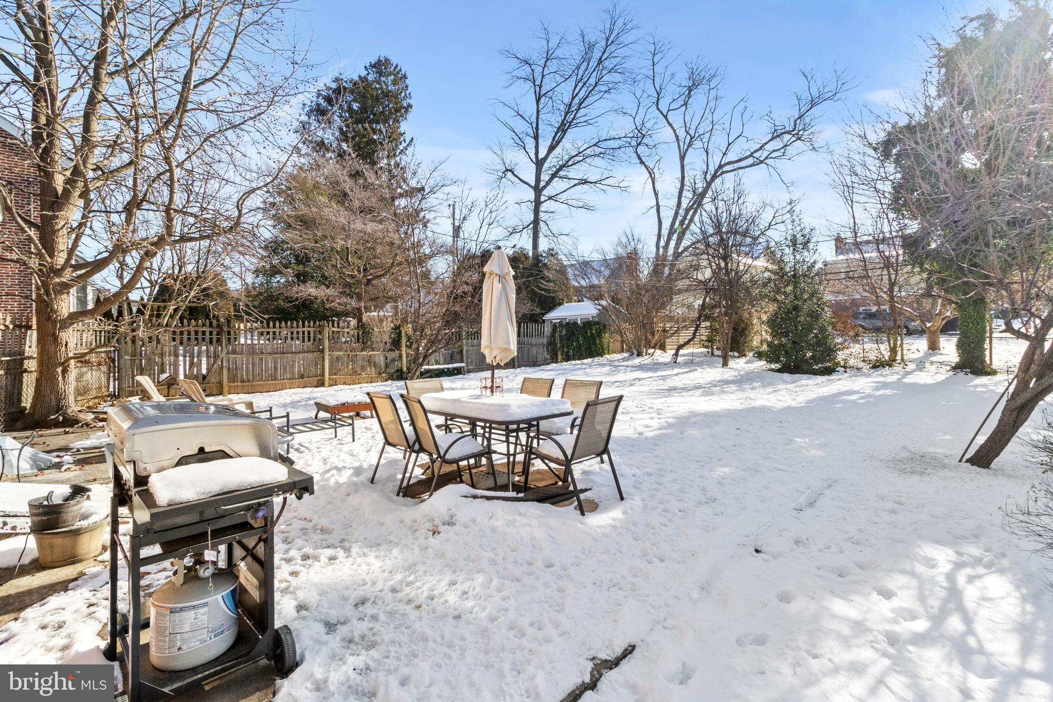 OAKMONT - Residential