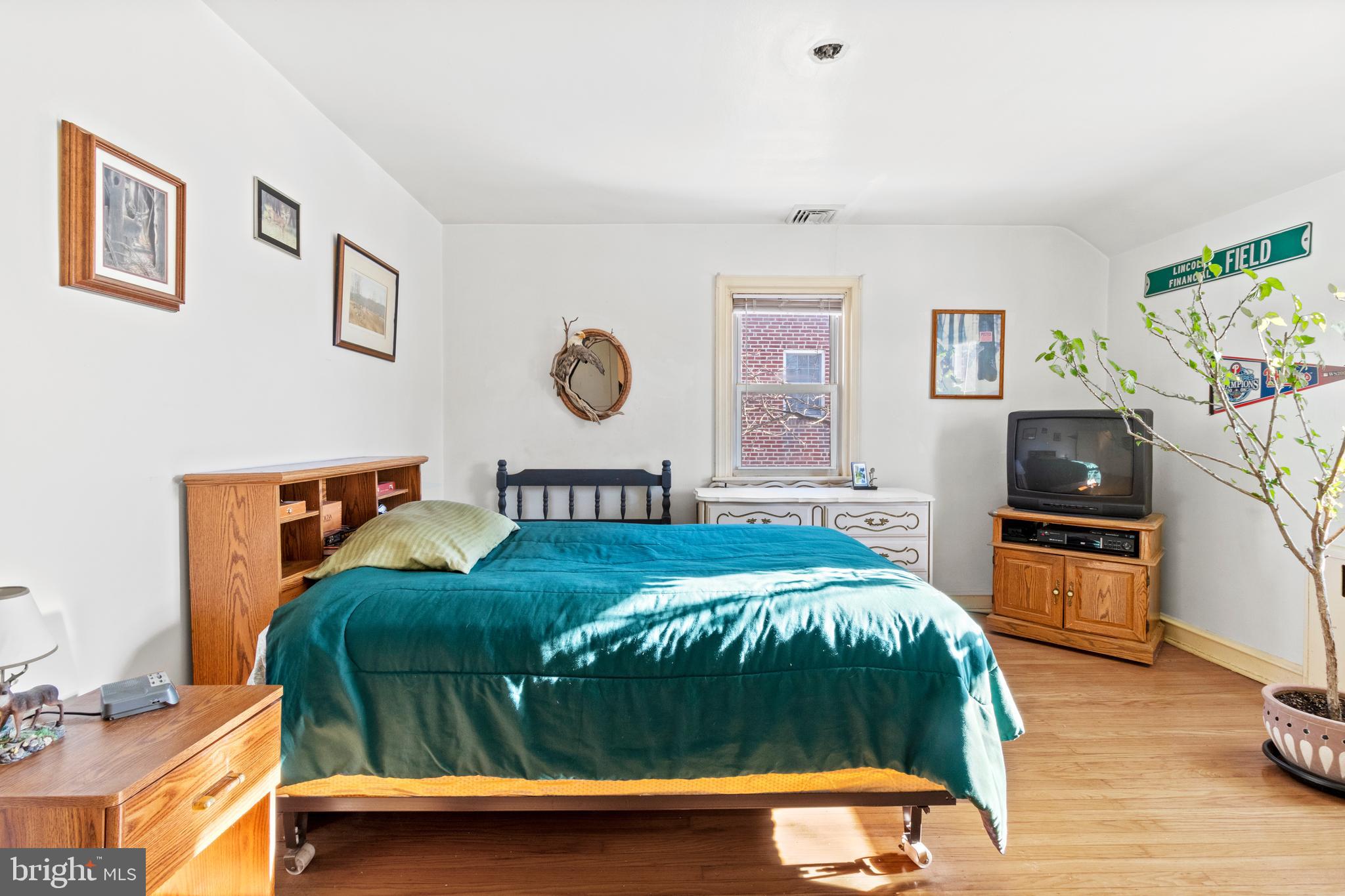 OAKMONT - Residential