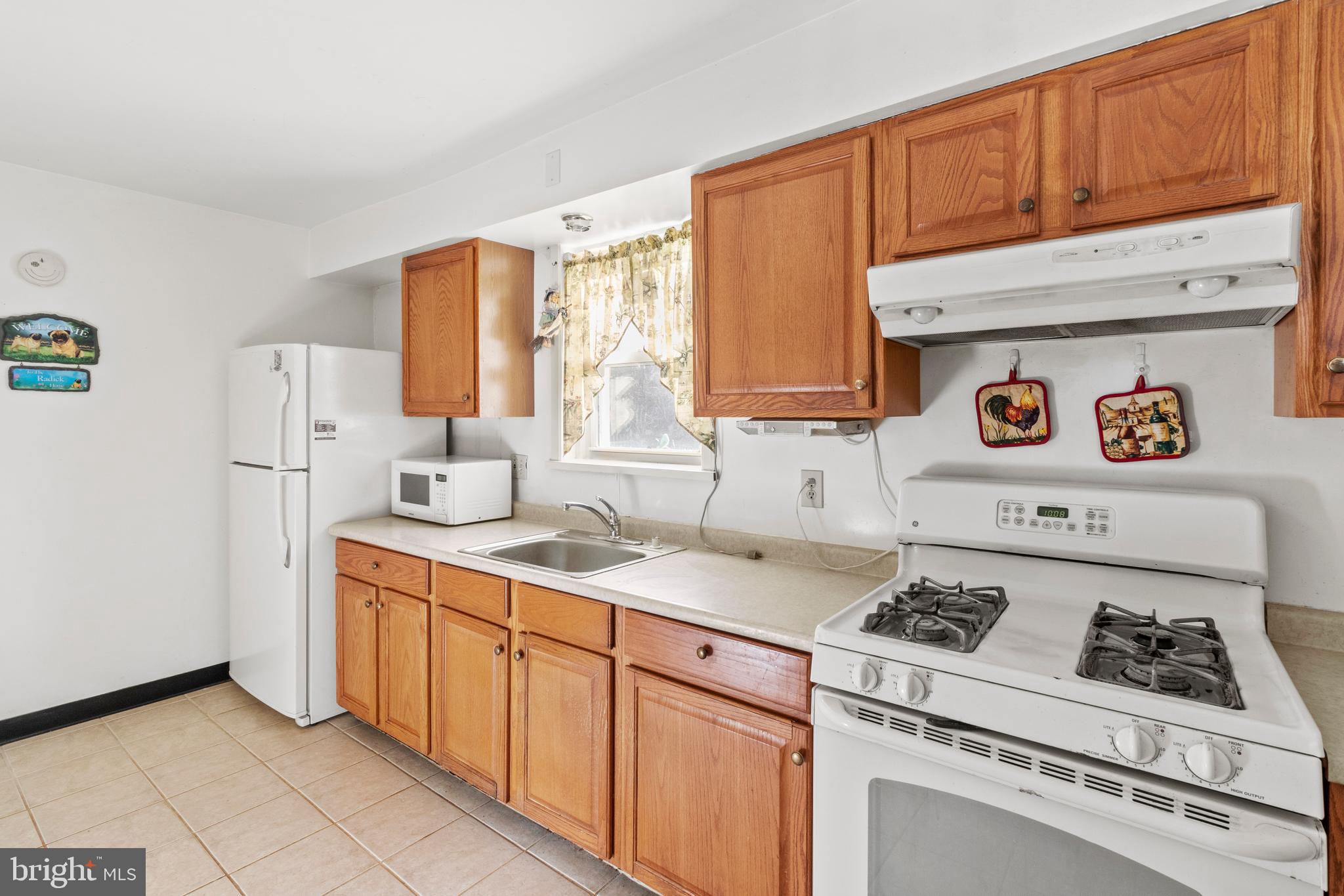 OAKMONT - Residential