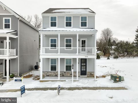 Photo of 2232 Coach Light Lane, LANCASTER, PA 17601 (MLS # PALA2056936)