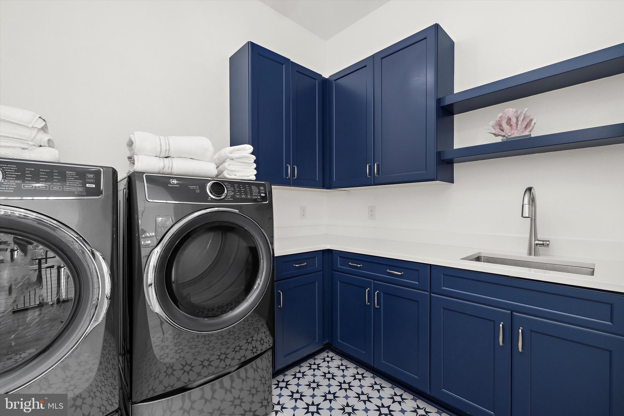 GLEN HILLS - Residential