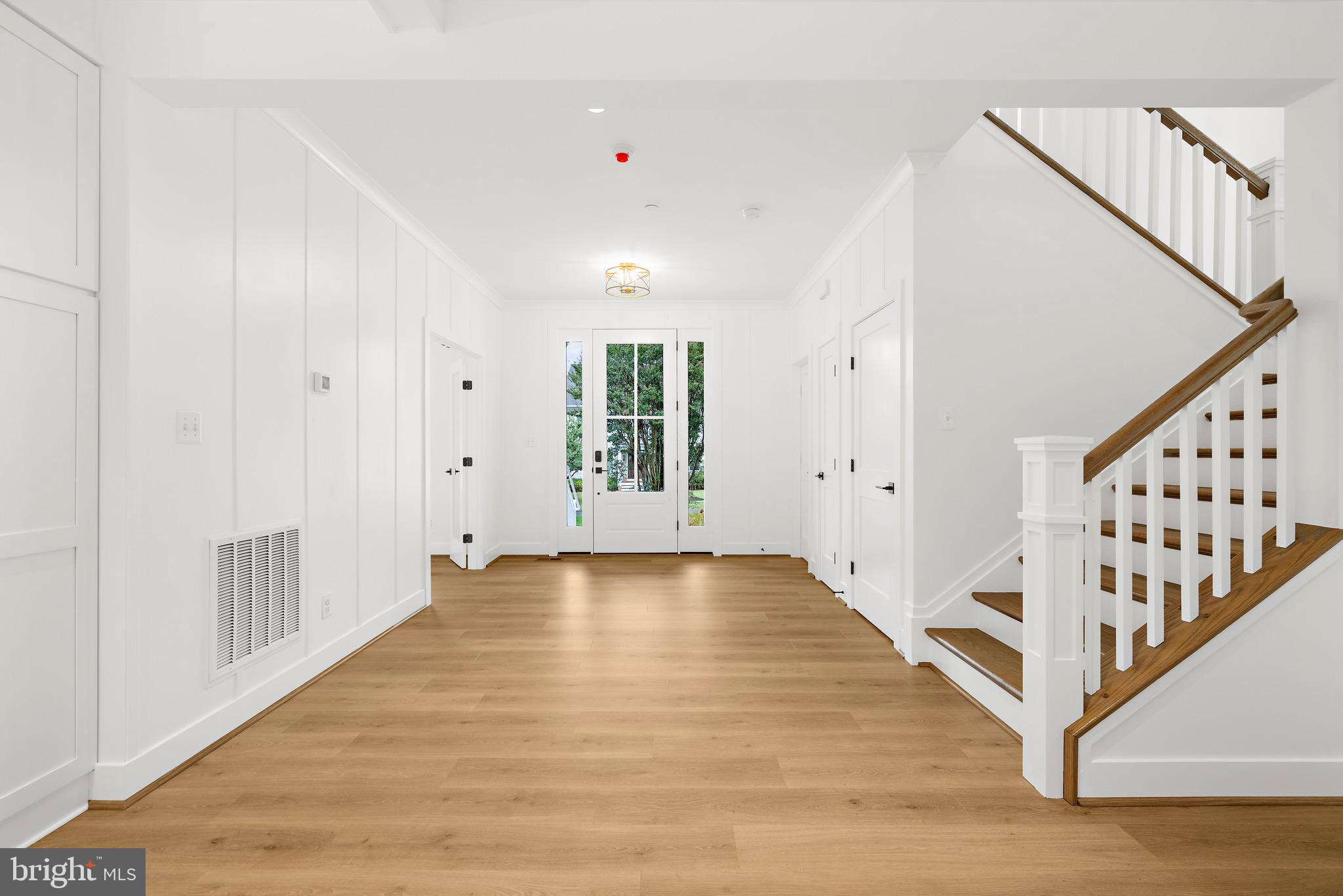 GLEN HILLS - Residential