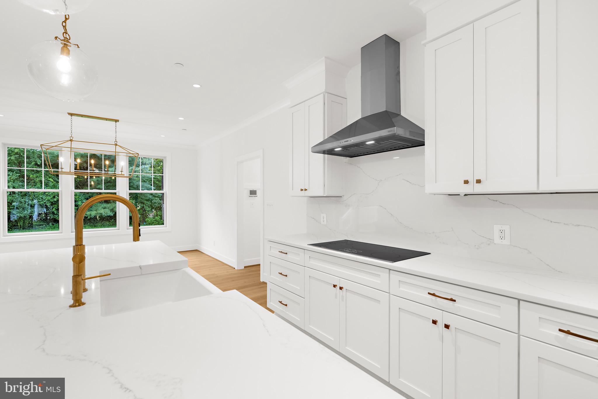 GLEN HILLS - Residential