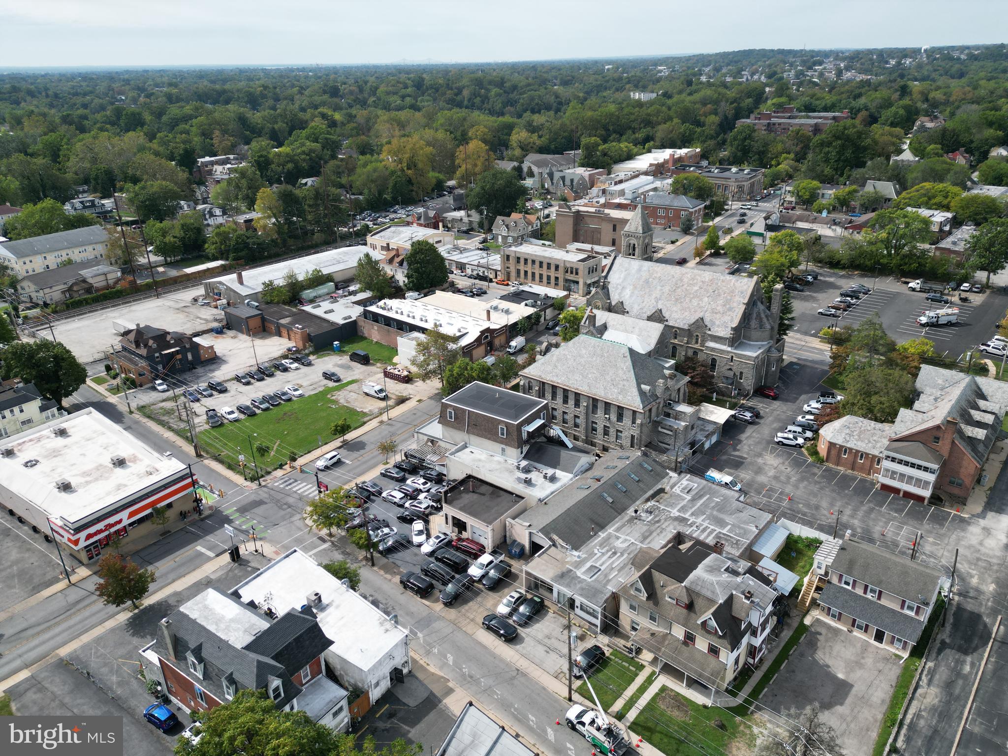 LANSDOWNE - Residential Lease