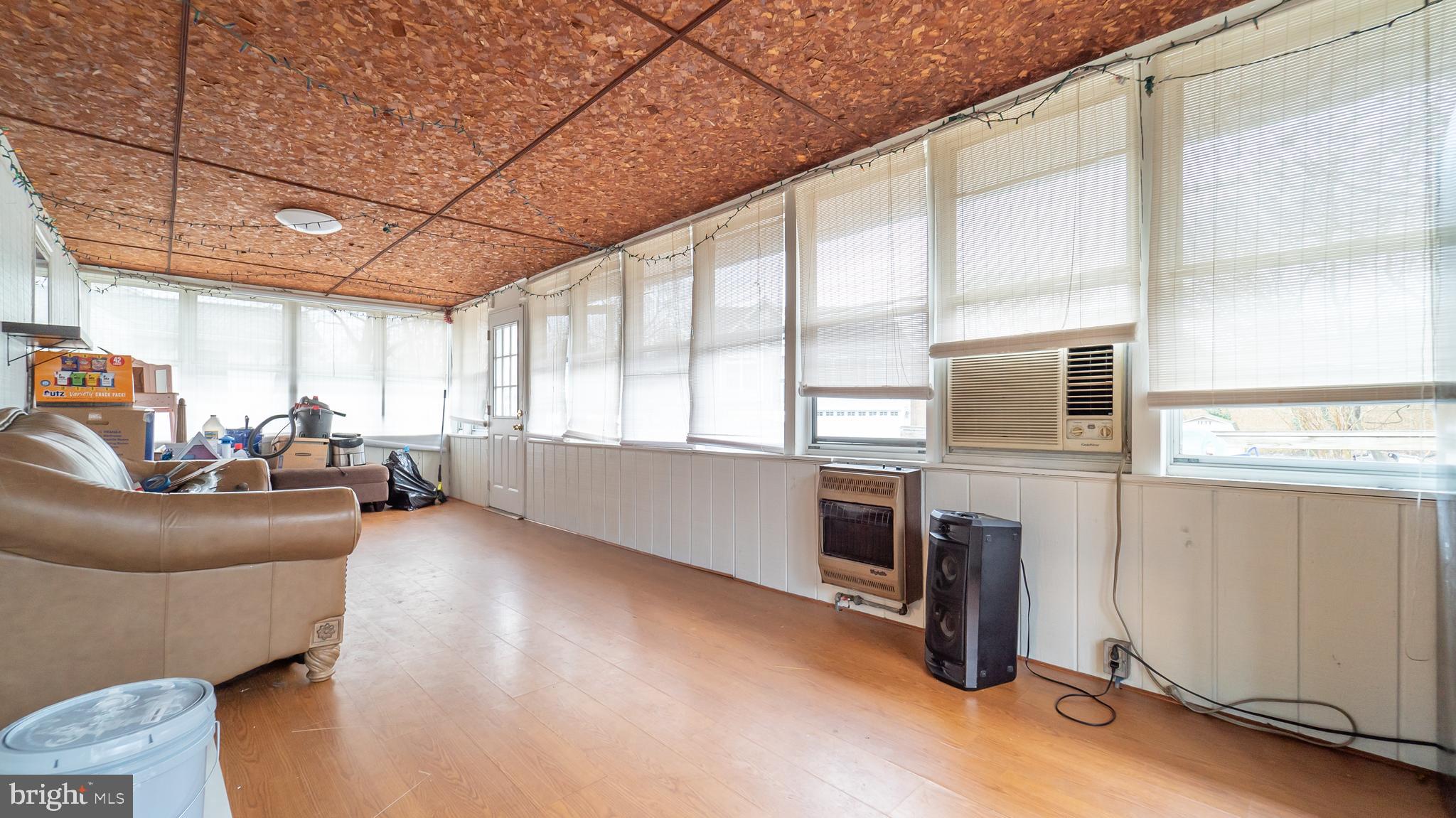 FERNDALE FARMS - Residential