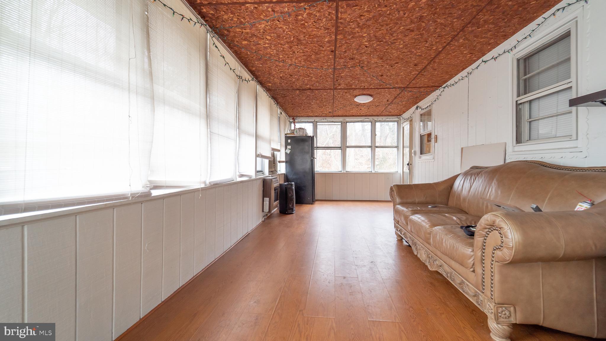 FERNDALE FARMS - Residential