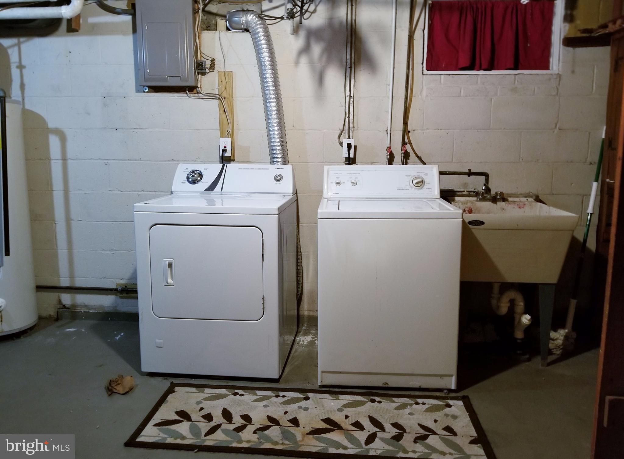 HILLBROOK - Residential