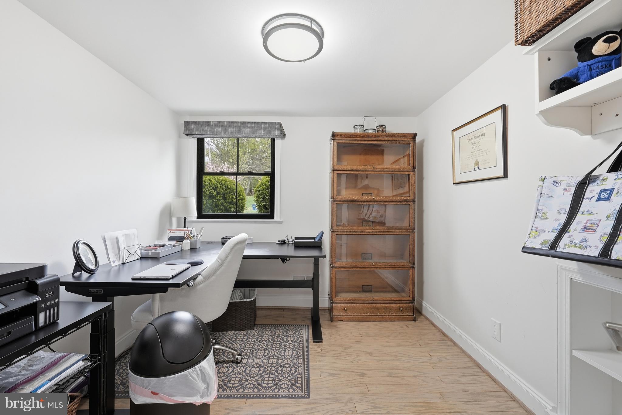 POTOMAC OUTSIDE - Residential